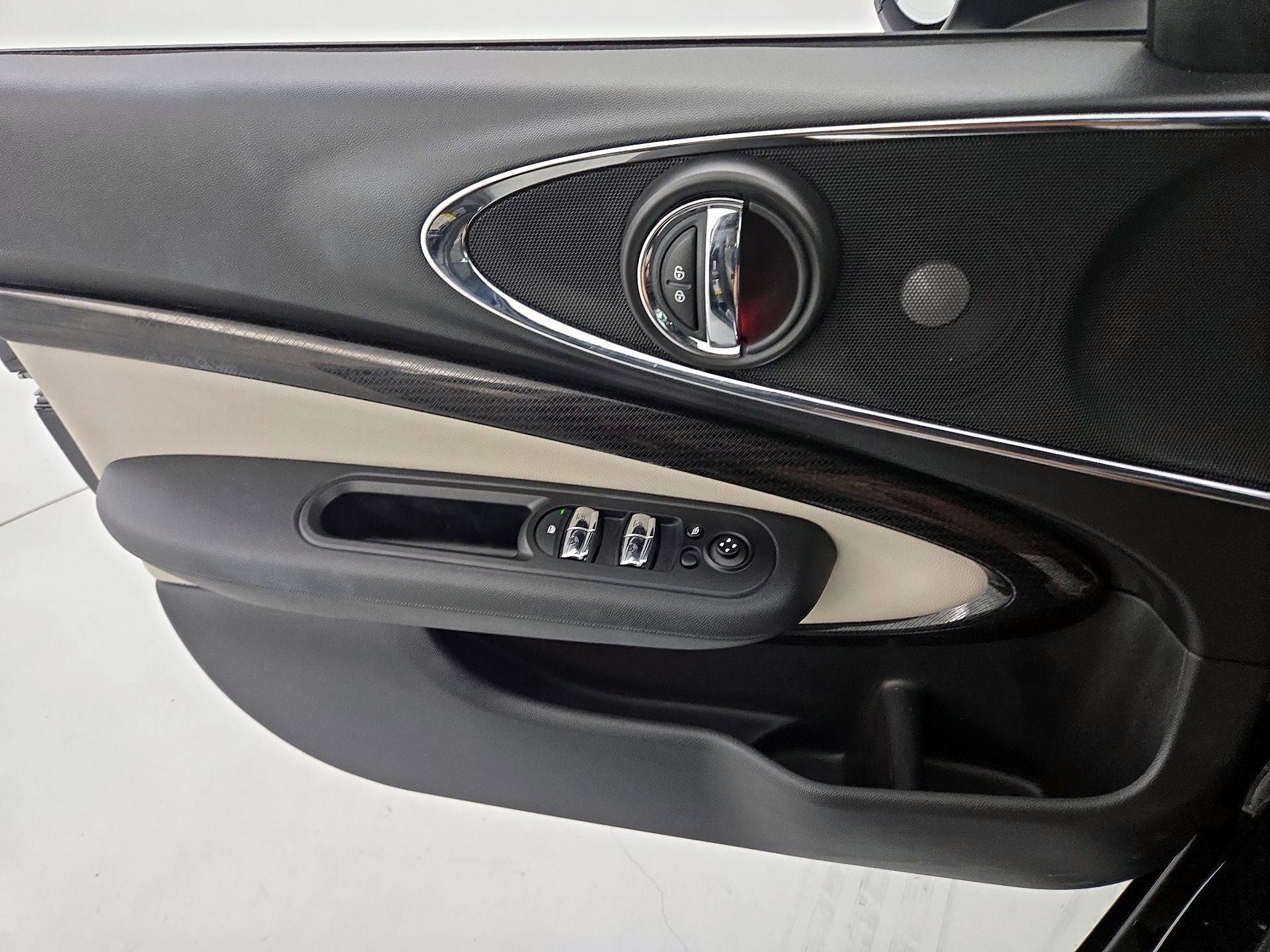 Thumbnail: 2020 MINI Cooper Clubman - 12