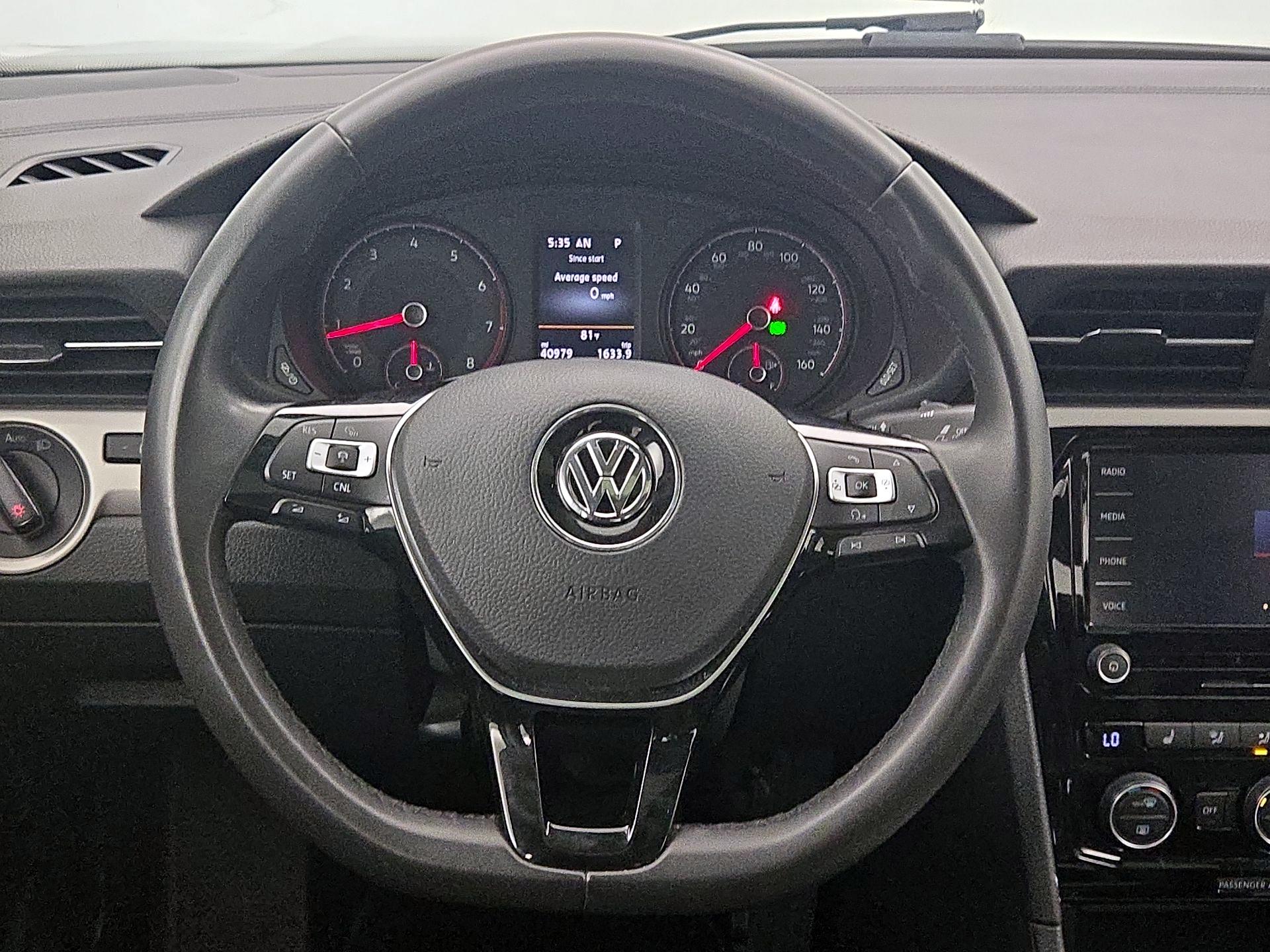 Thumbnail: 2021 Volkswagen Passat - 10