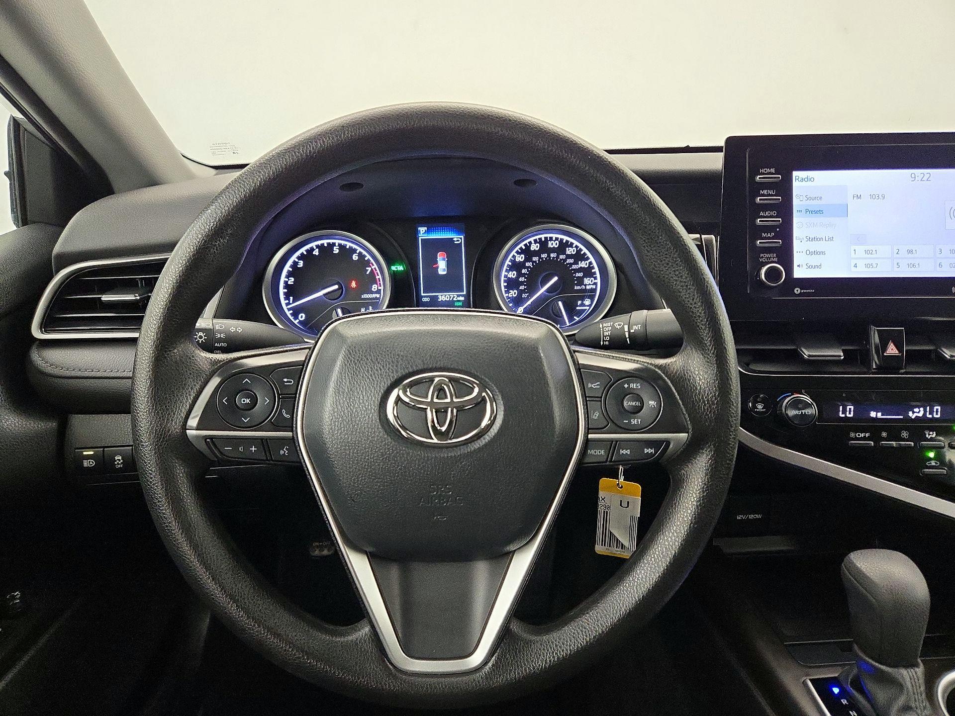 Thumbnail: 2023 Toyota Camry - 10