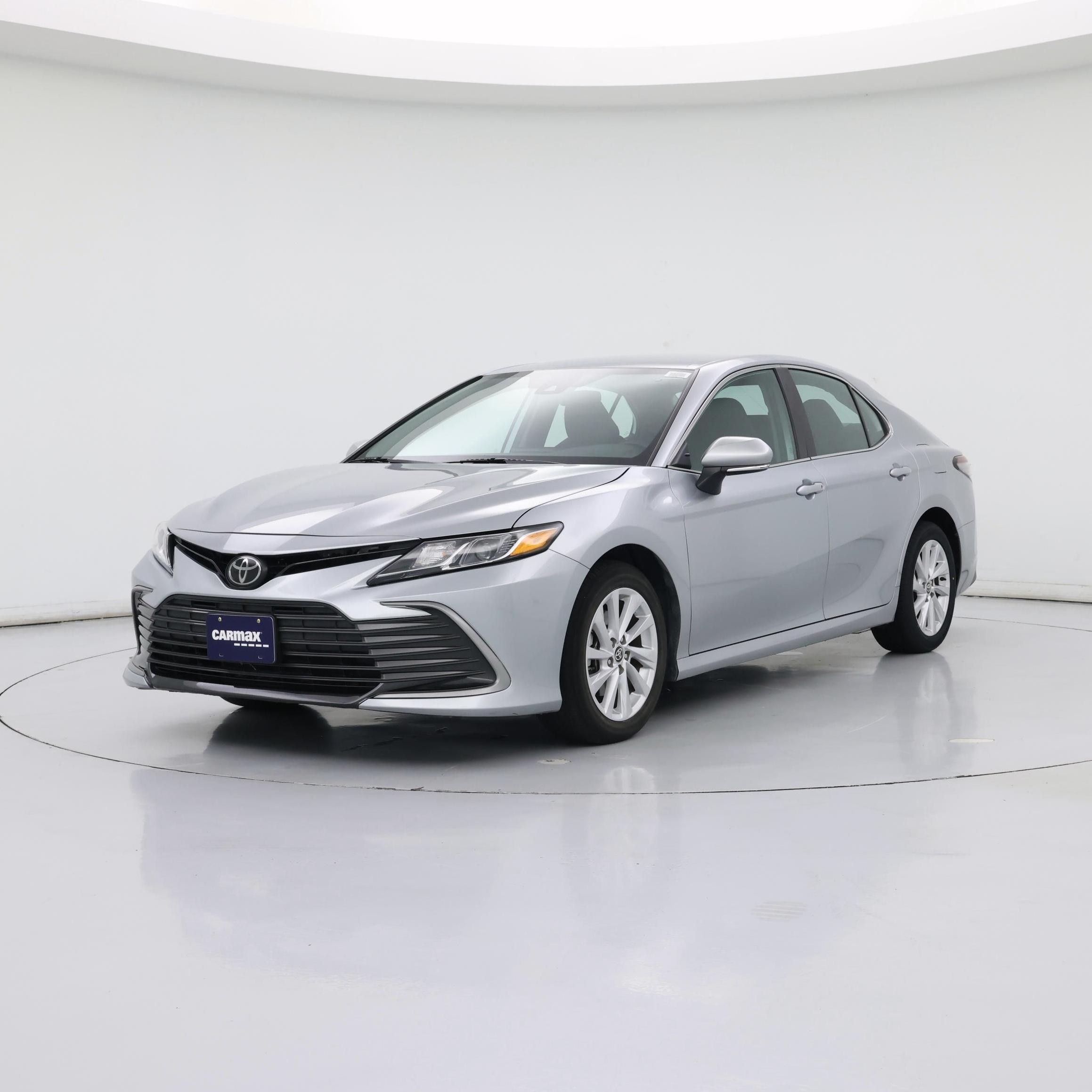 Thumbnail: 2023 Toyota Camry - 4