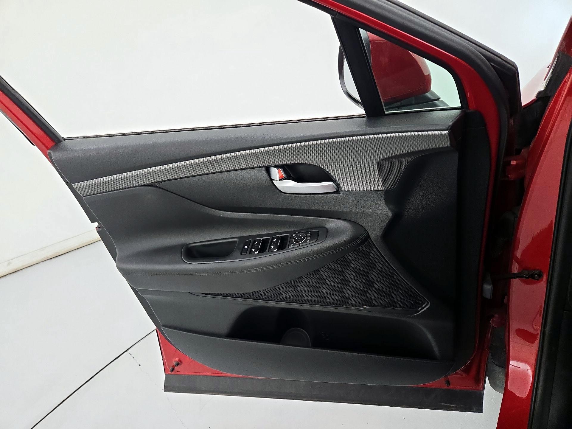 Thumbnail: 2020 Hyundai Santa Fe - 12