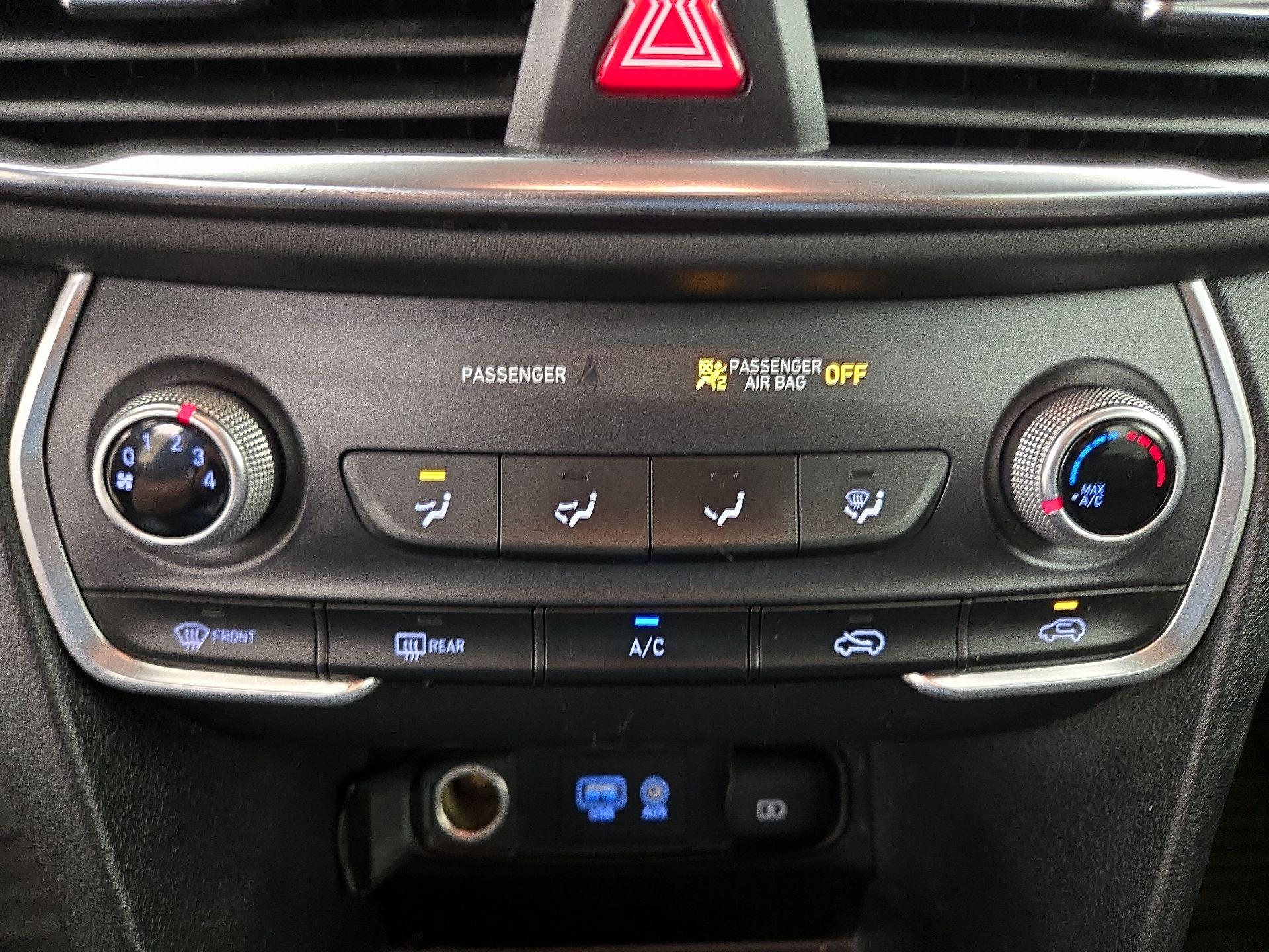 Thumbnail: 2020 Hyundai Santa Fe - 16