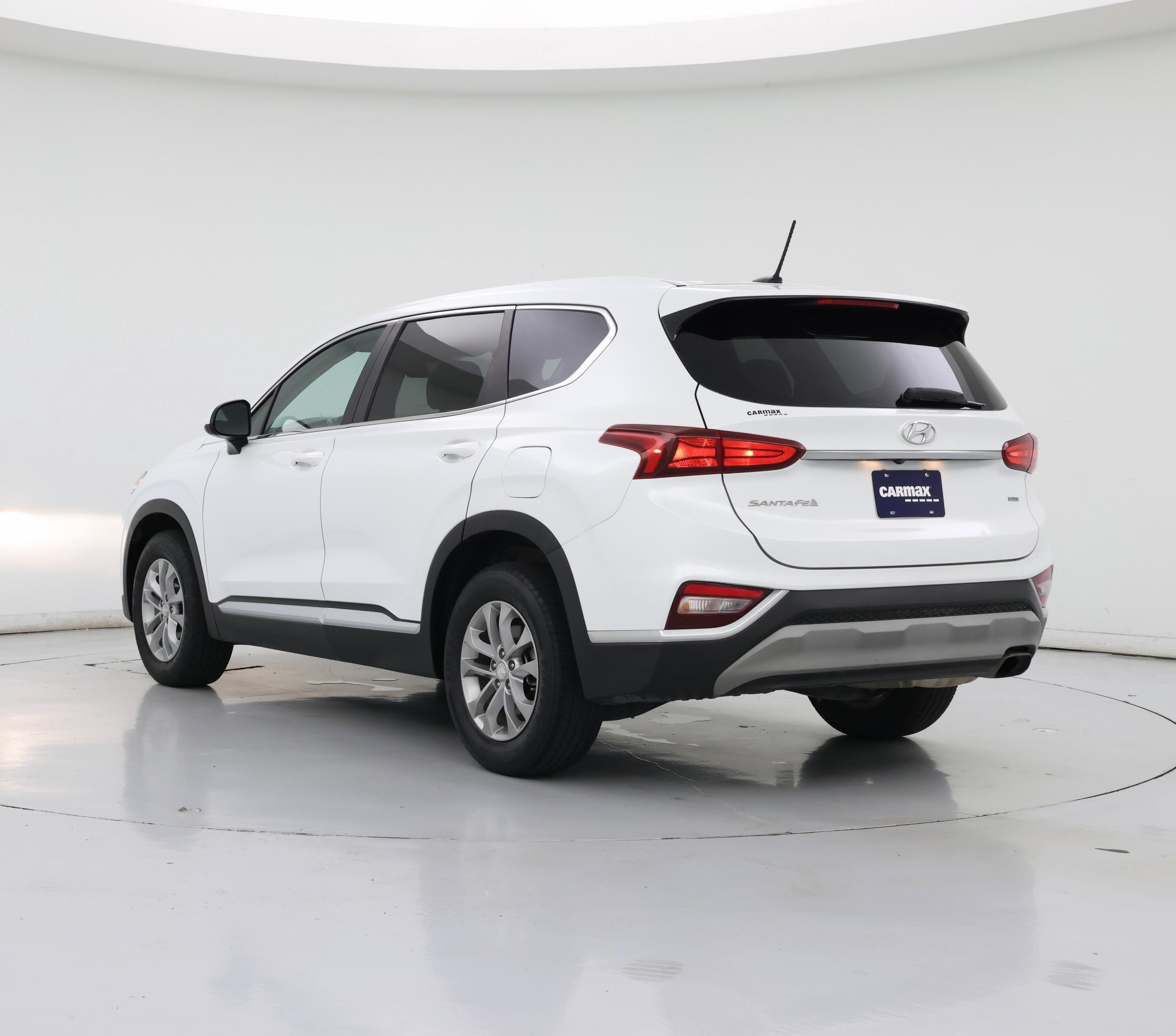 Thumbnail: 2019 Hyundai Santa Fe - 2