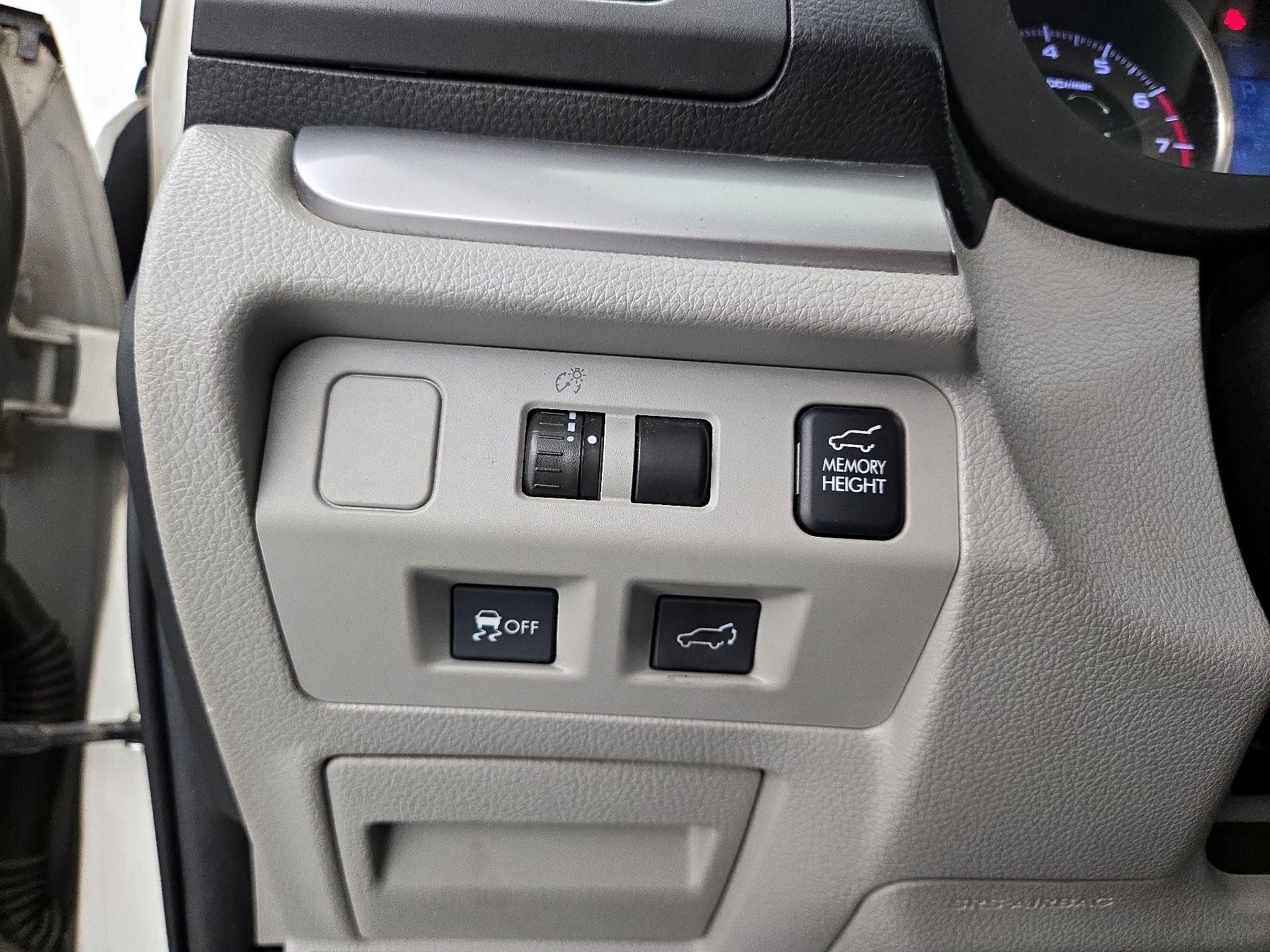 Thumbnail: 2014 Subaru Forester - 13