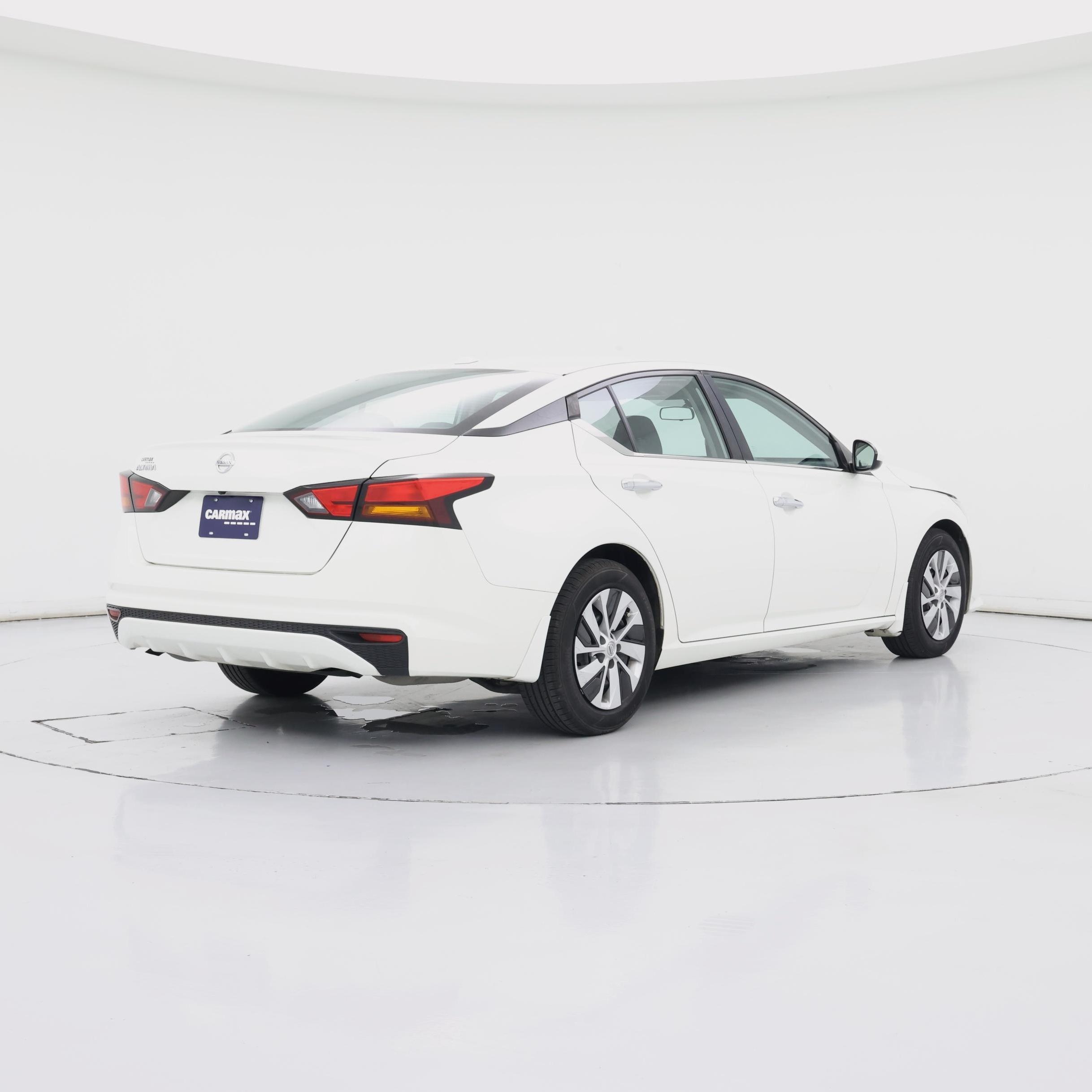 Thumbnail: 2020 Nissan Altima - 8