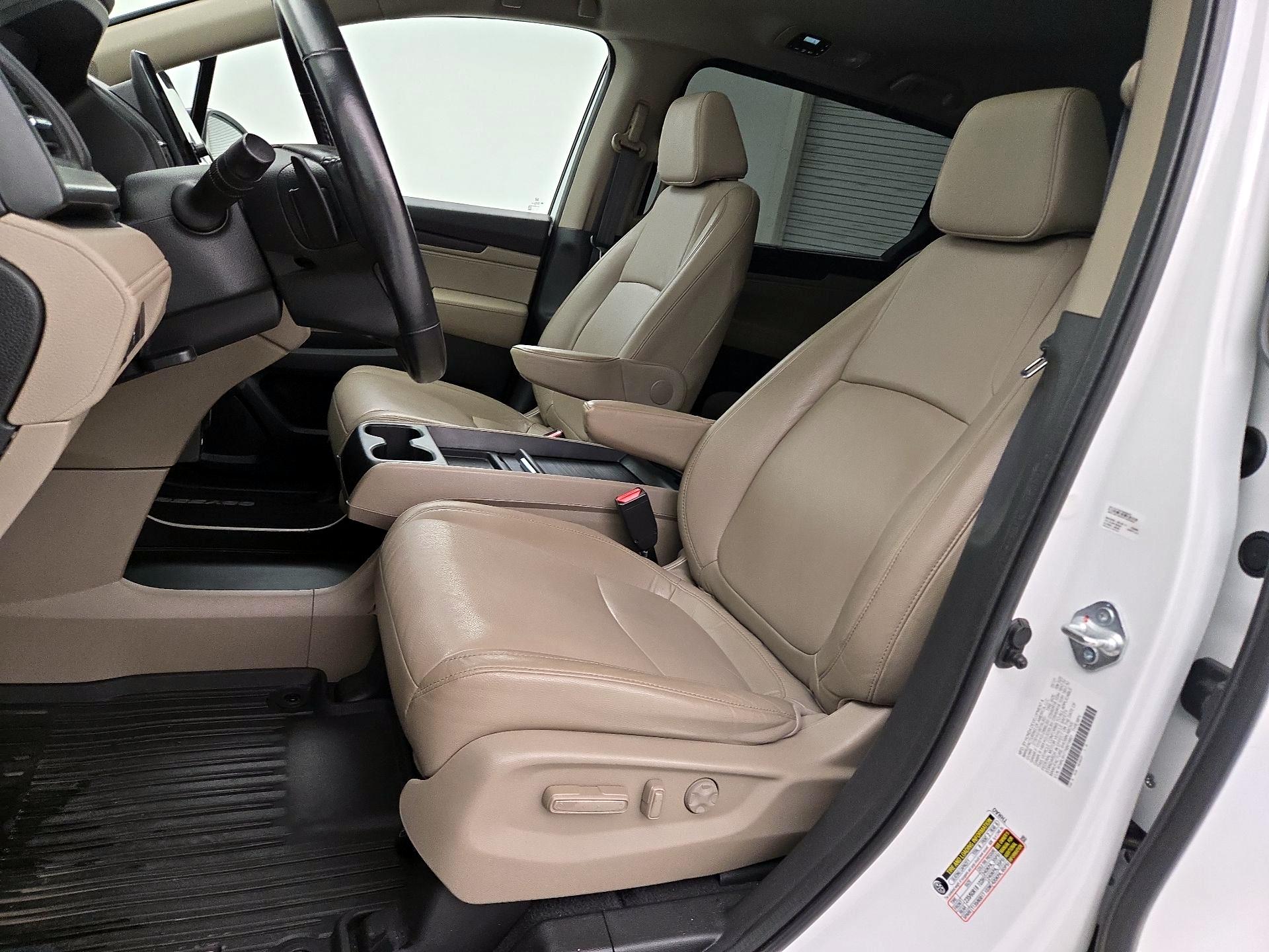 Thumbnail: 2022 Honda Odyssey - 11