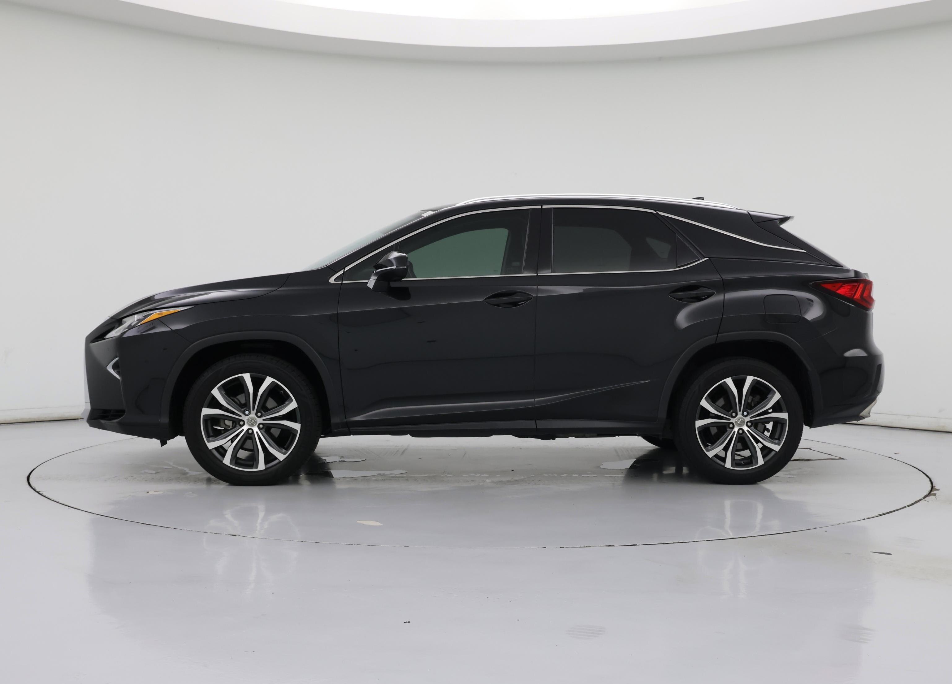 Thumbnail: 2017 Lexus RX - 3