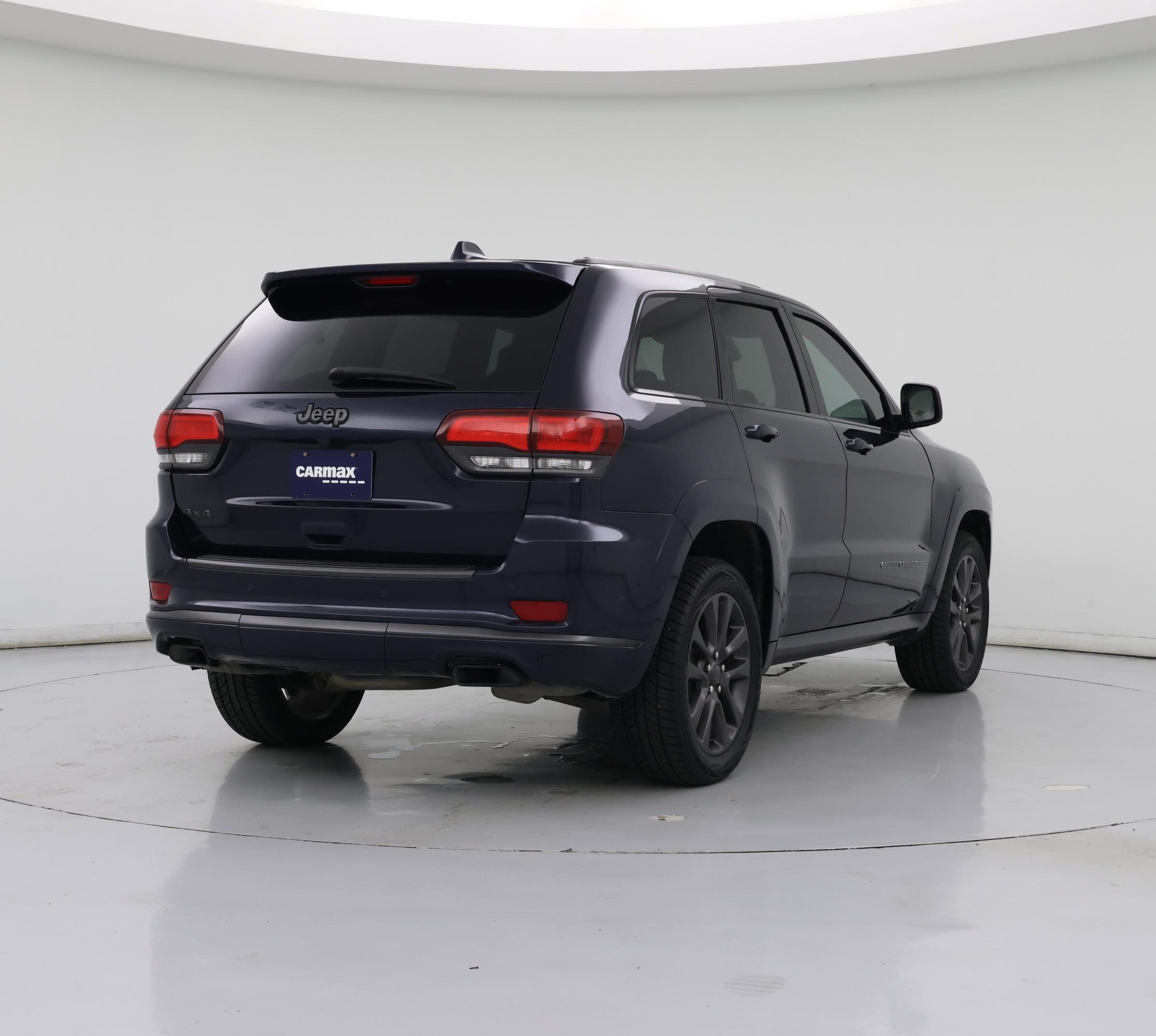 Thumbnail: 2018 Jeep Grand Cherokee - 8