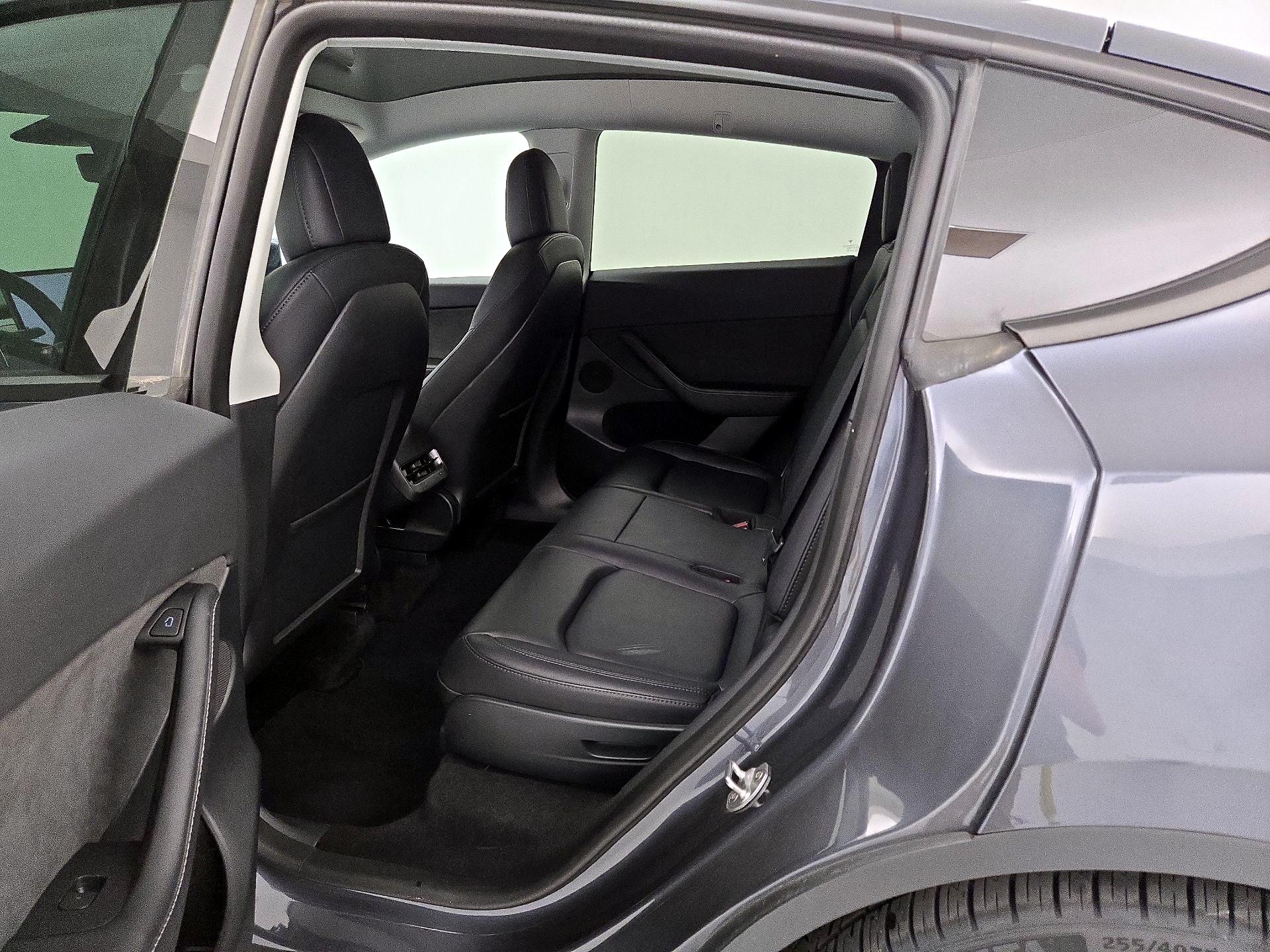 Thumbnail: 2023 Tesla Model Y - 19