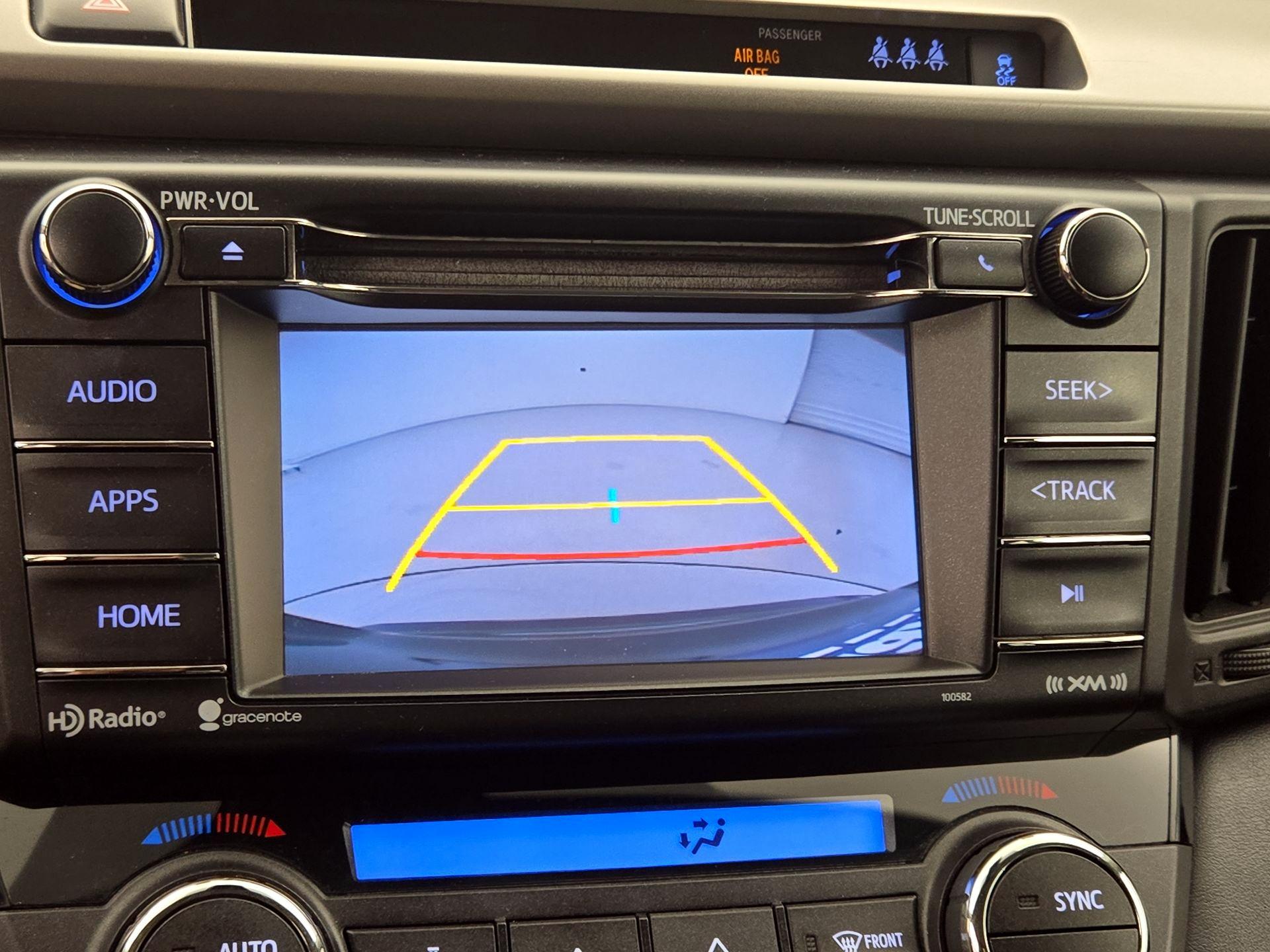 Thumbnail: 2018 Toyota RAV4 - 14