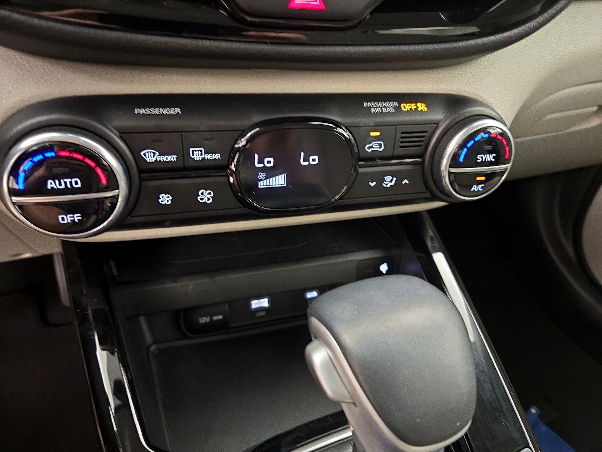 Thumbnail: 2023 Kia Soul - 17