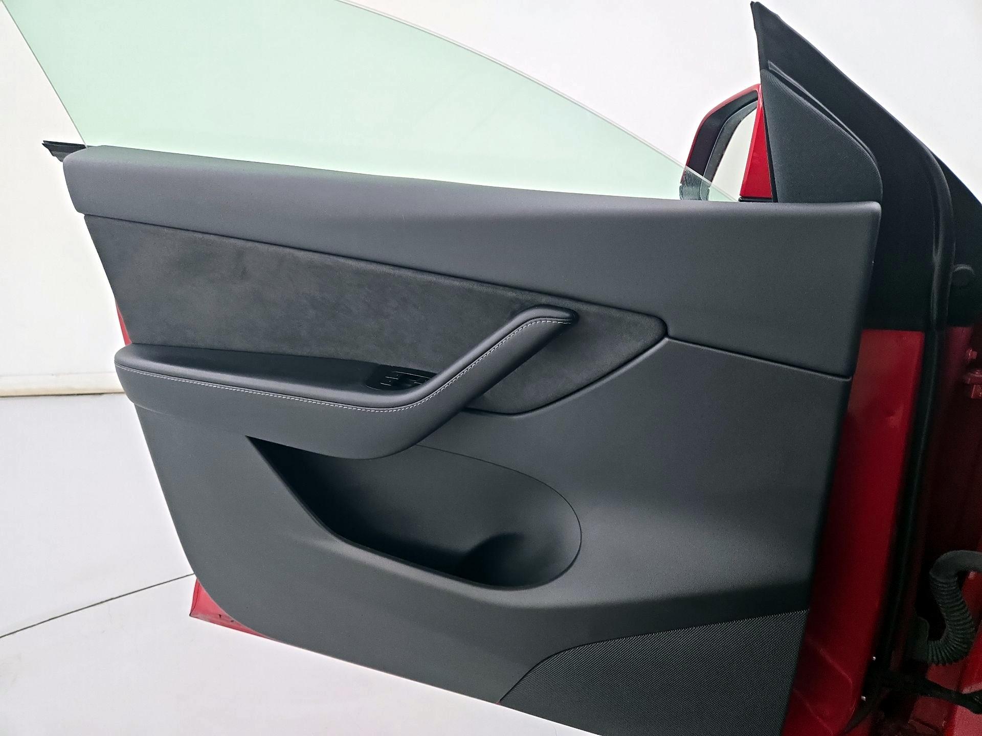 Thumbnail: 2021 Tesla Model Y - 12