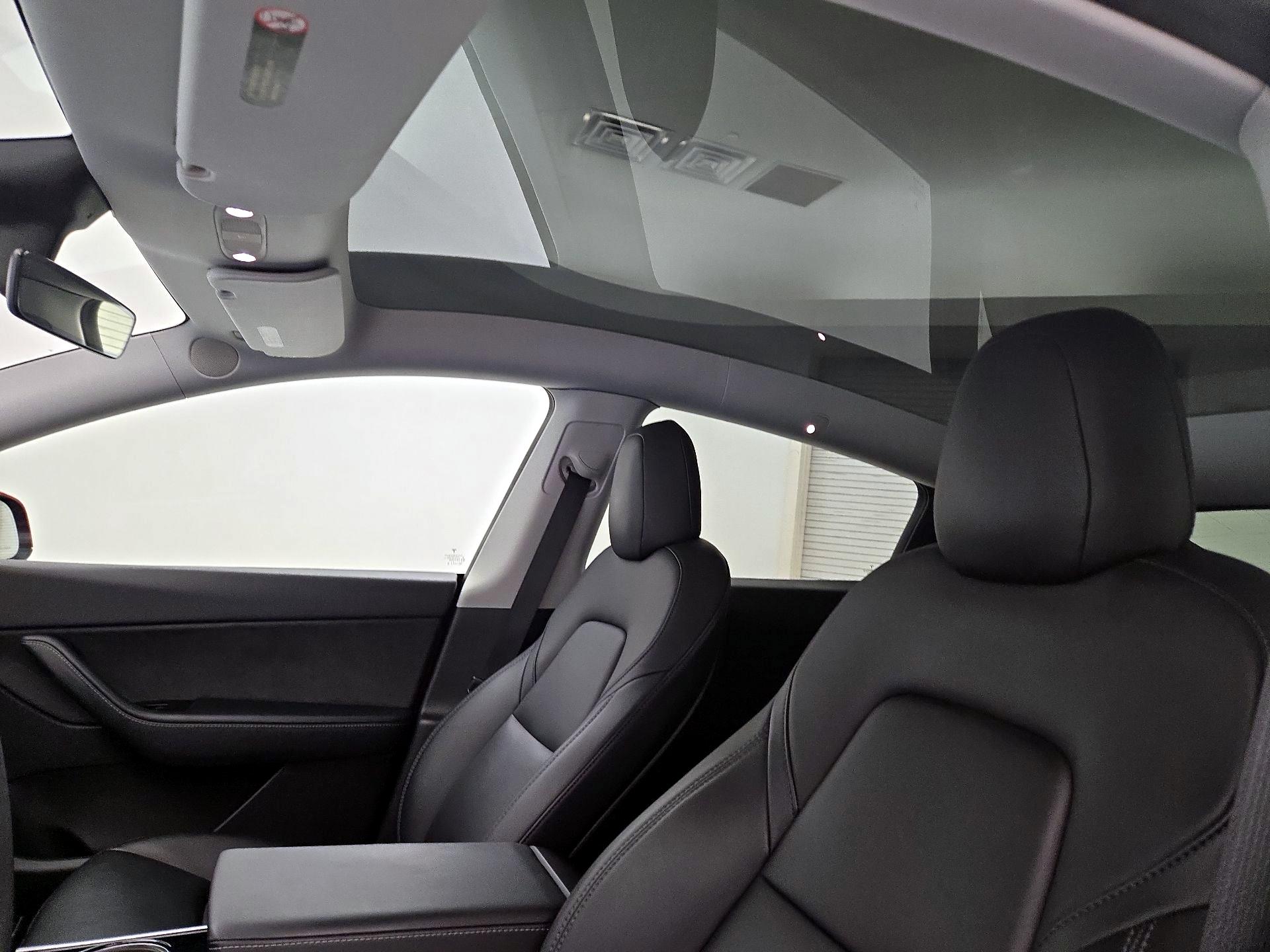 Thumbnail: 2021 Tesla Model Y - 19