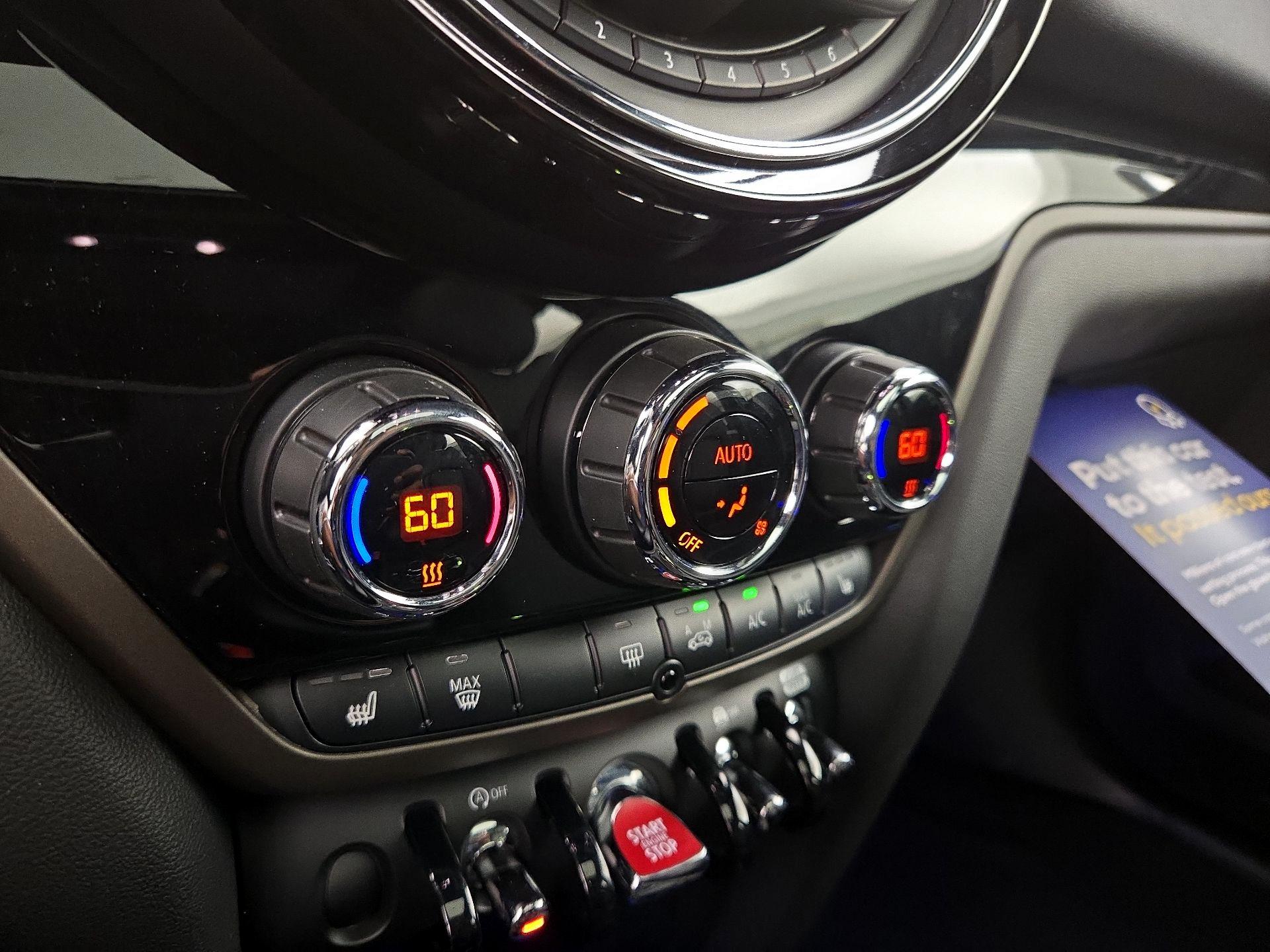 Thumbnail: 2019 MINI Cooper Countryman - 17