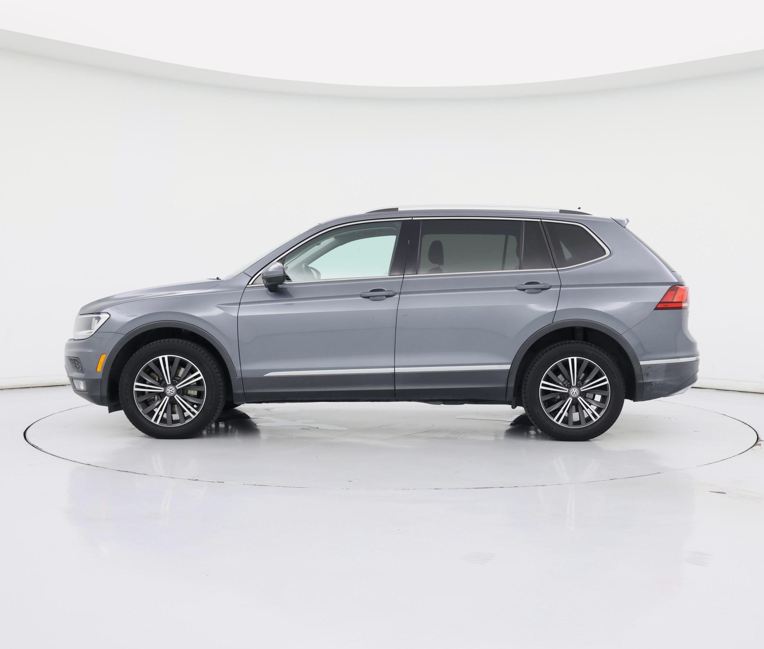 Thumbnail: 2019 Volkswagen Tiguan - 3