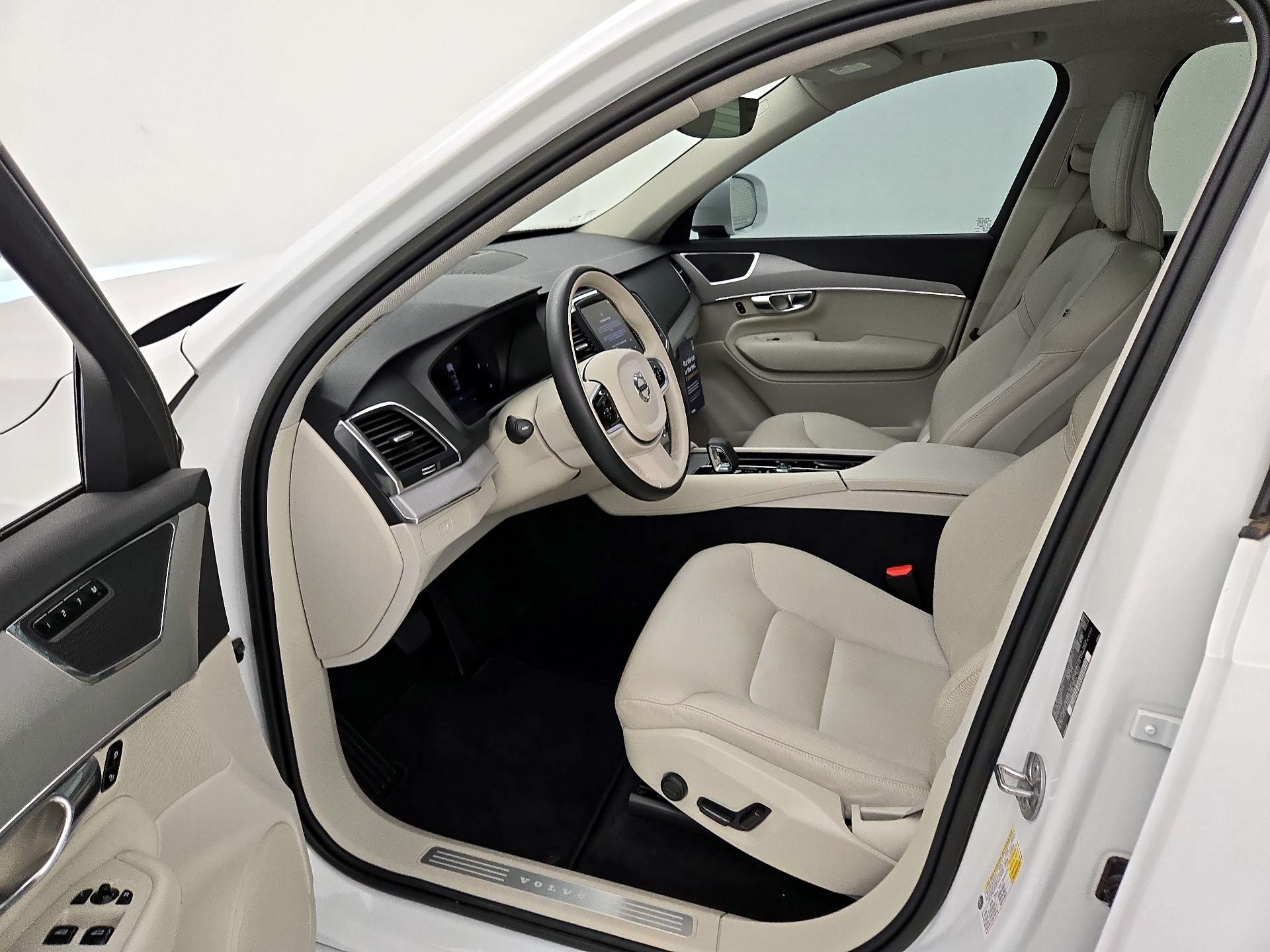 Thumbnail: 2023 Volvo XC90 - 11