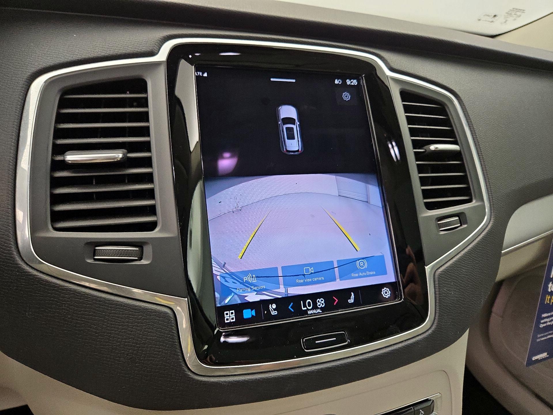 Thumbnail: 2023 Volvo XC90 - 15