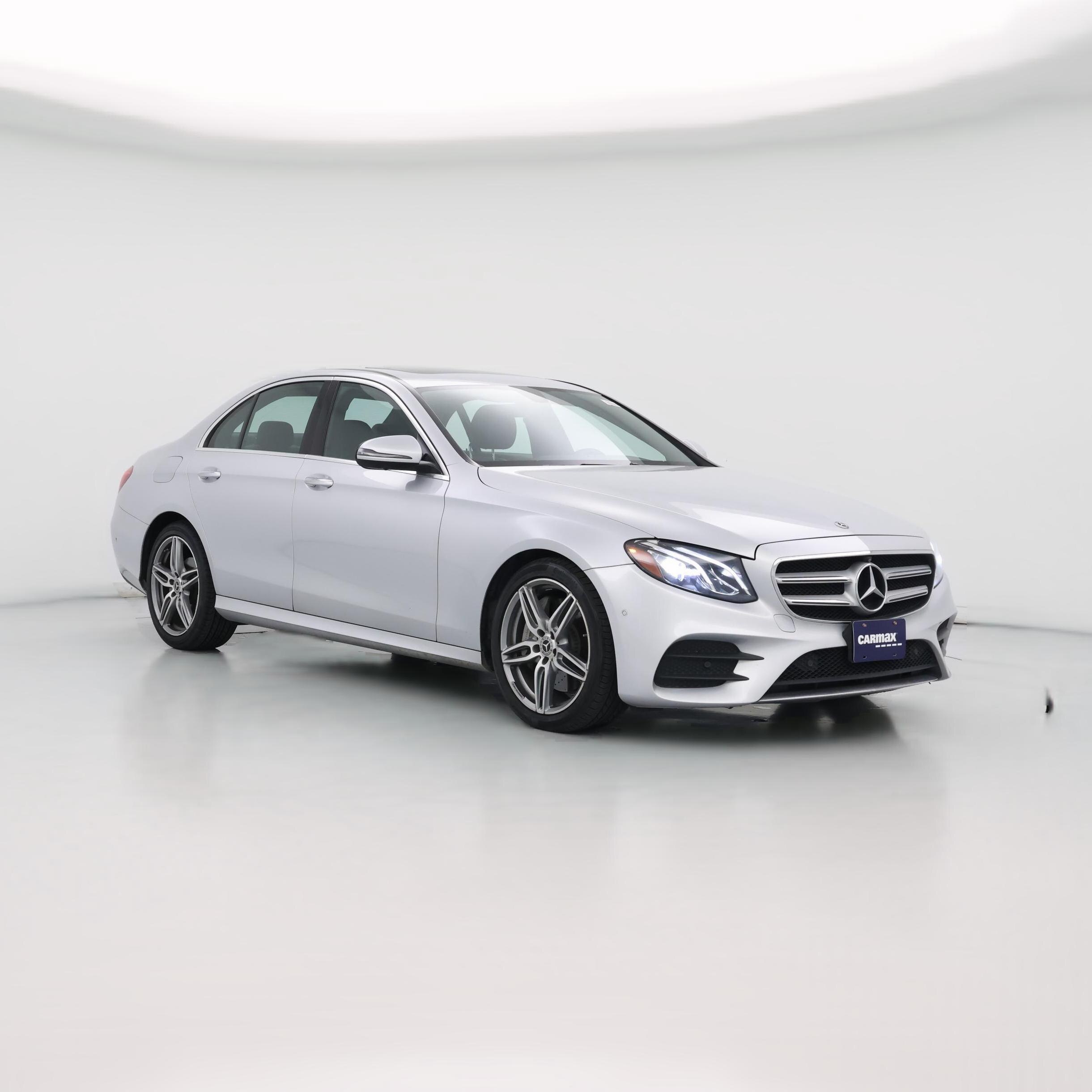 Thumbnail: 2019 Mercedes-Benz E-Class - 1