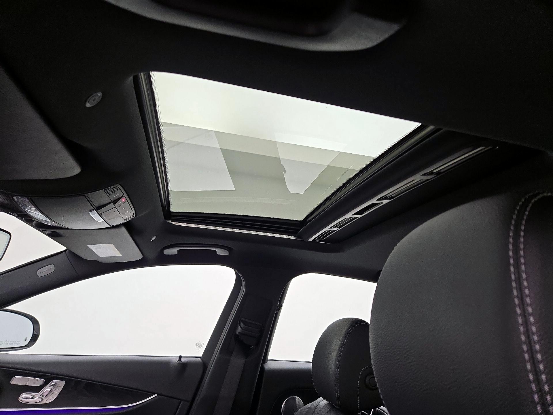 Thumbnail: 2019 Mercedes-Benz E-Class - 18