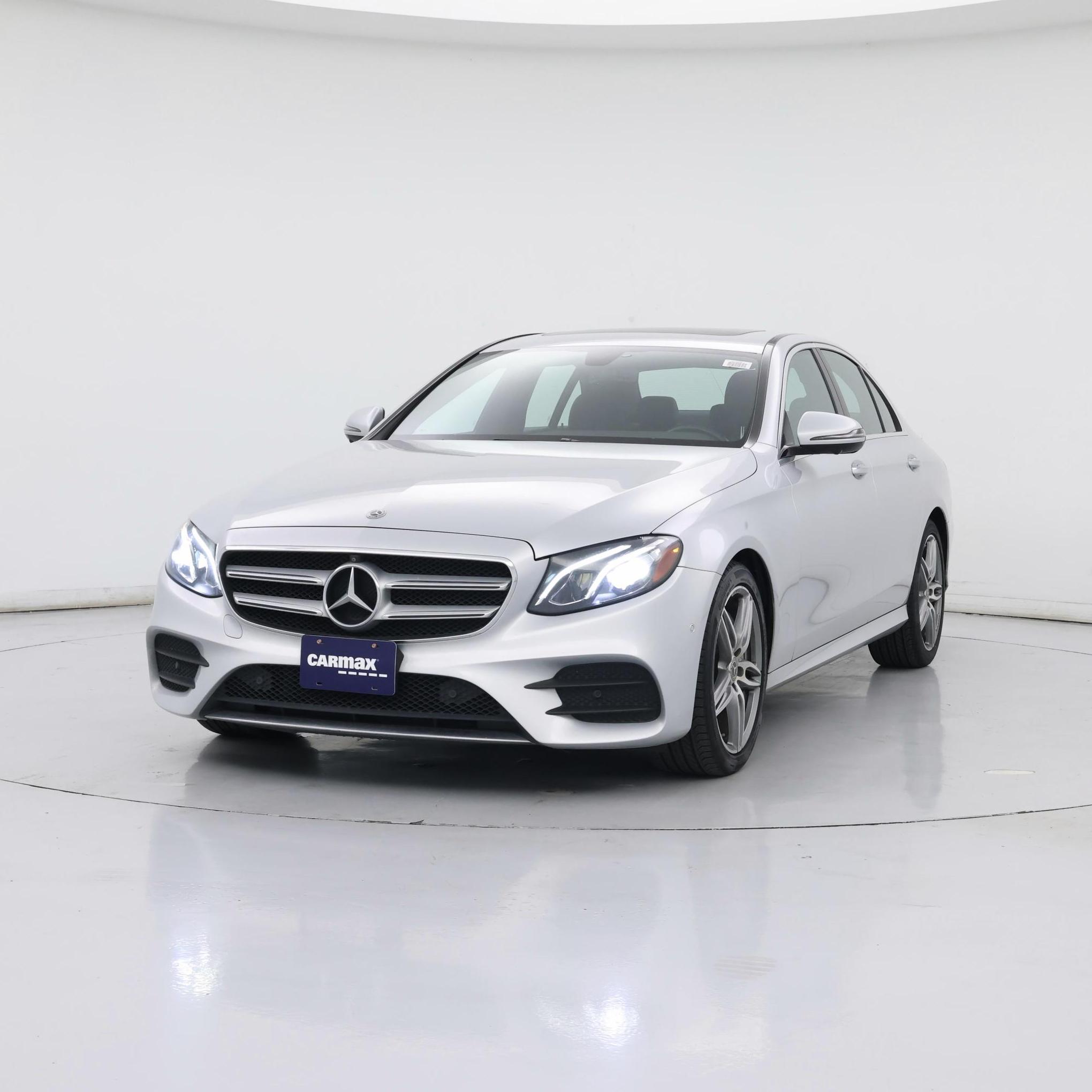 Thumbnail: 2019 Mercedes-Benz E-Class - 4