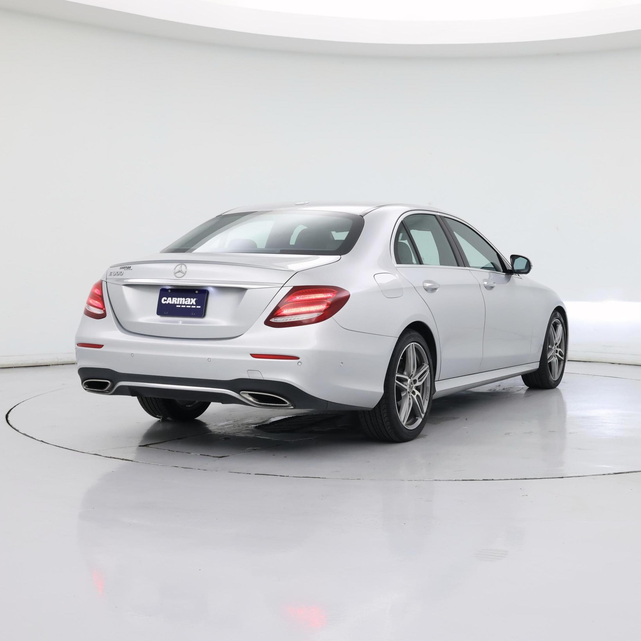 Thumbnail: 2019 Mercedes-Benz E-Class - 8
