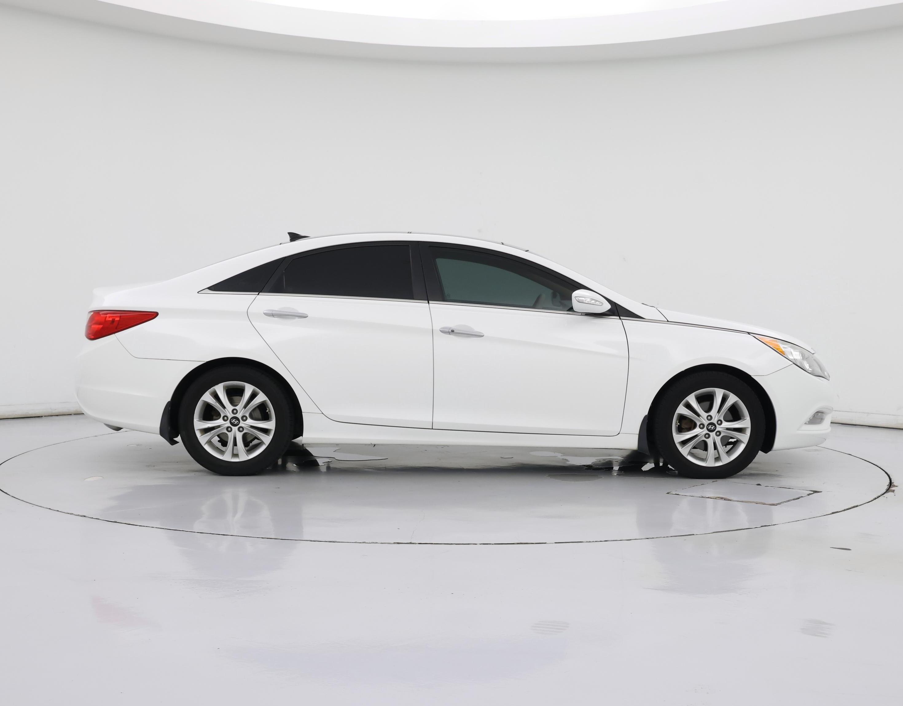 Thumbnail: 2013 Hyundai Sonata - 7