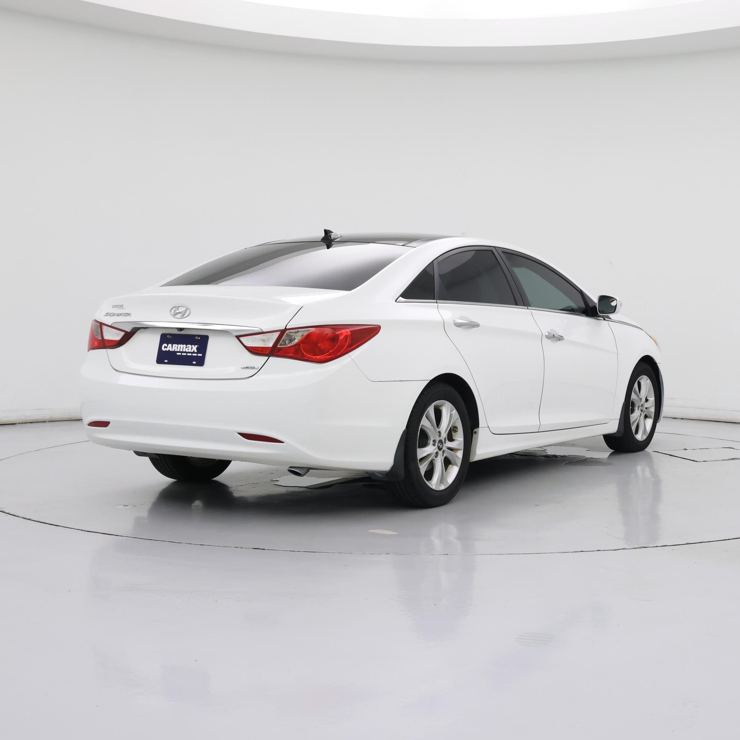 Thumbnail: 2013 Hyundai Sonata - 8