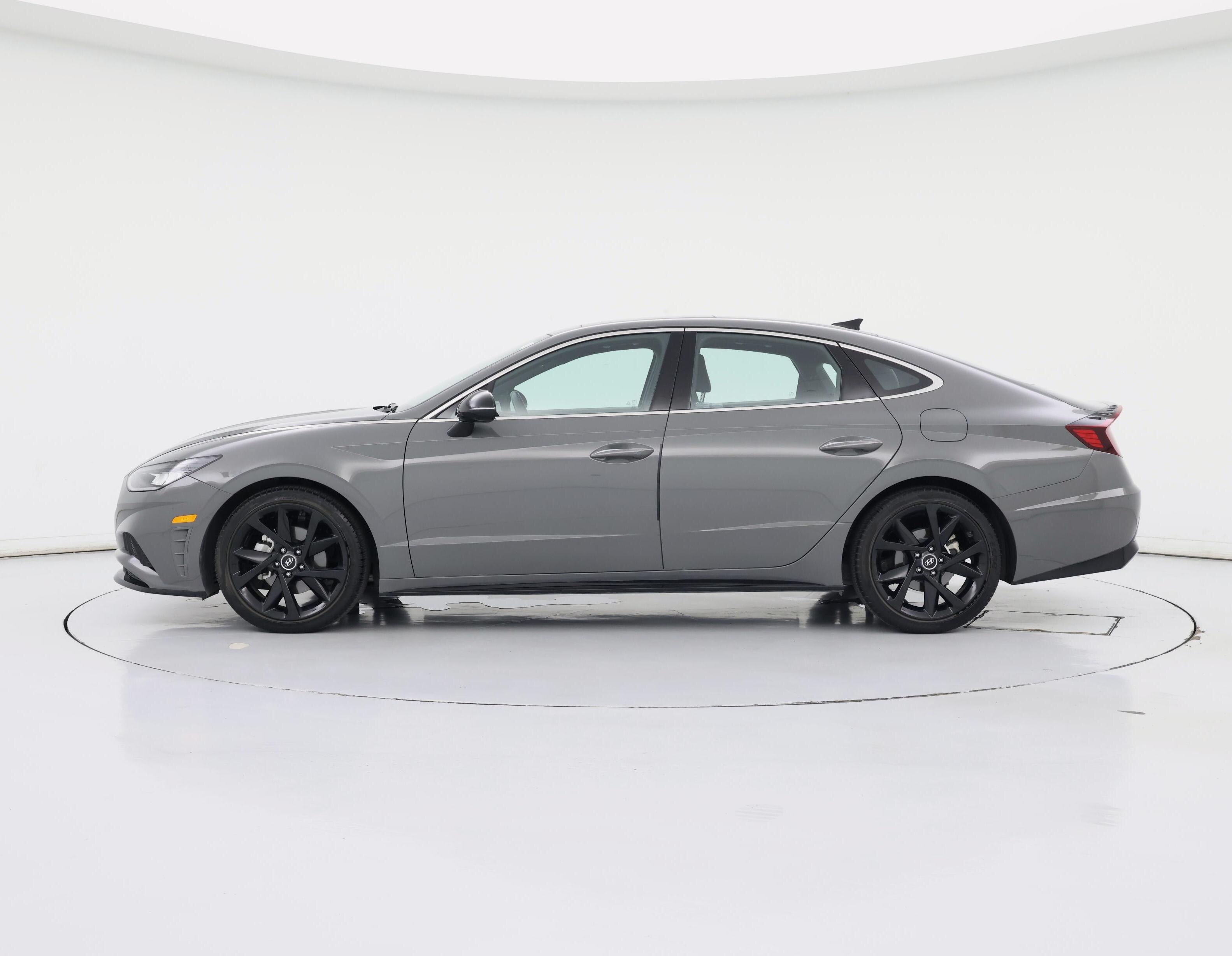 Thumbnail: 2022 Hyundai Sonata - 3