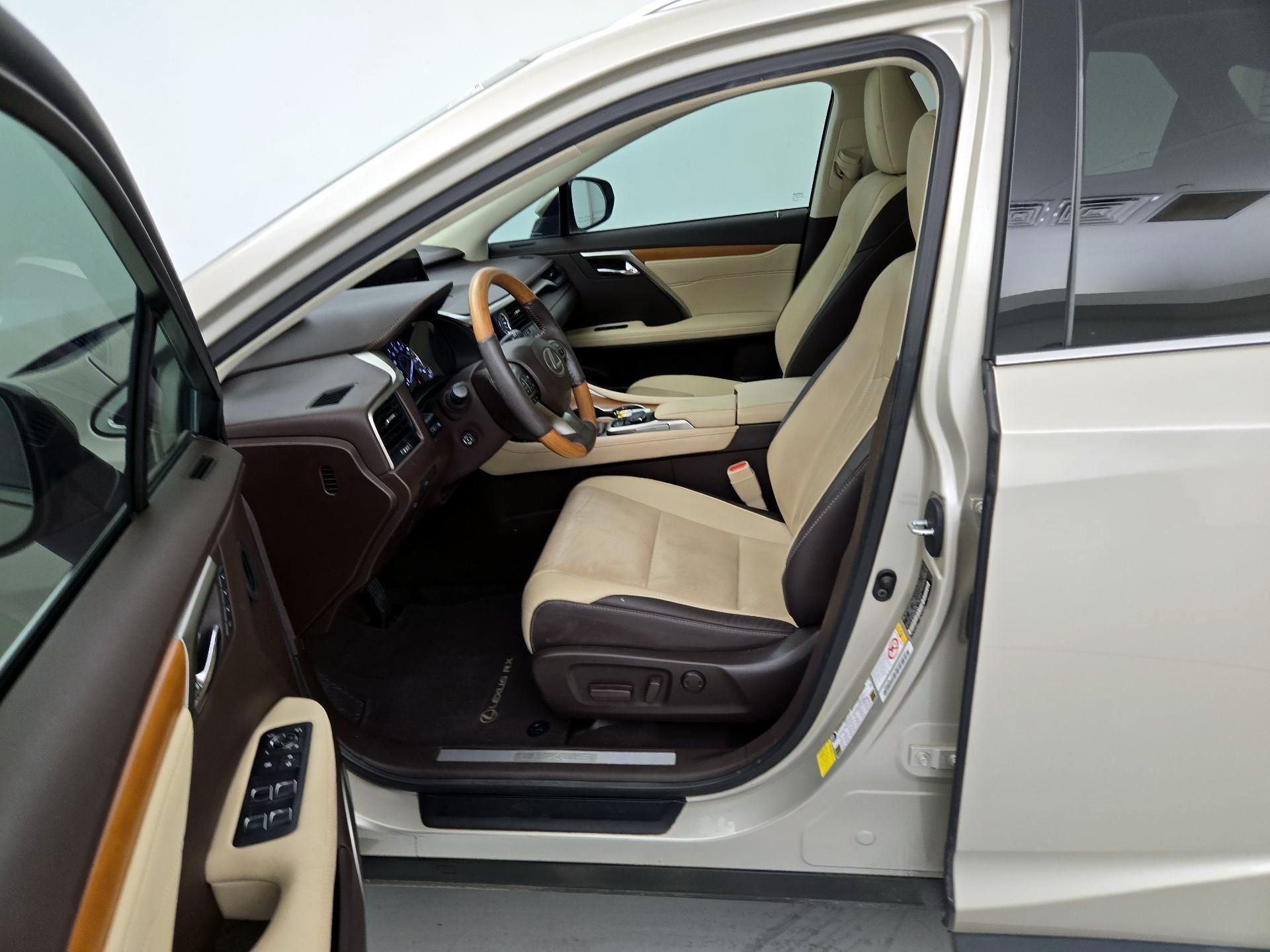 Thumbnail: 2016 Lexus RX - 11