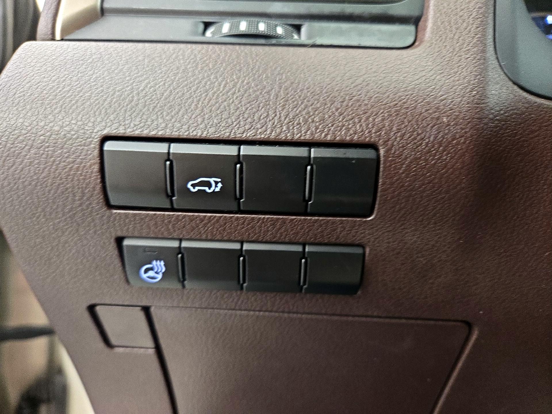 Thumbnail: 2016 Lexus RX - 13