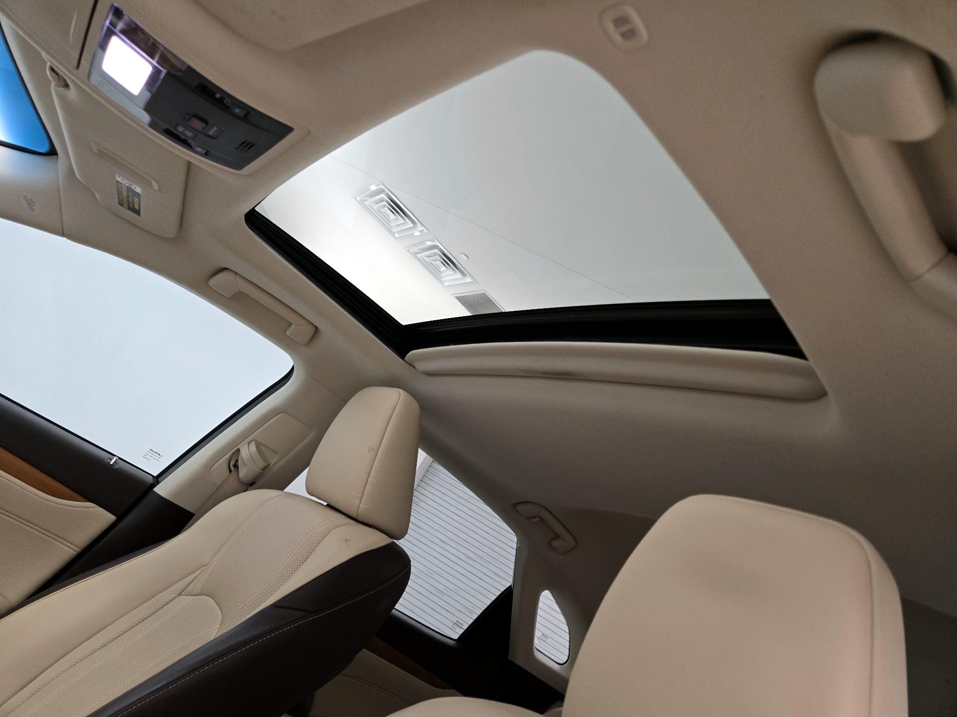 Thumbnail: 2016 Lexus RX - 20