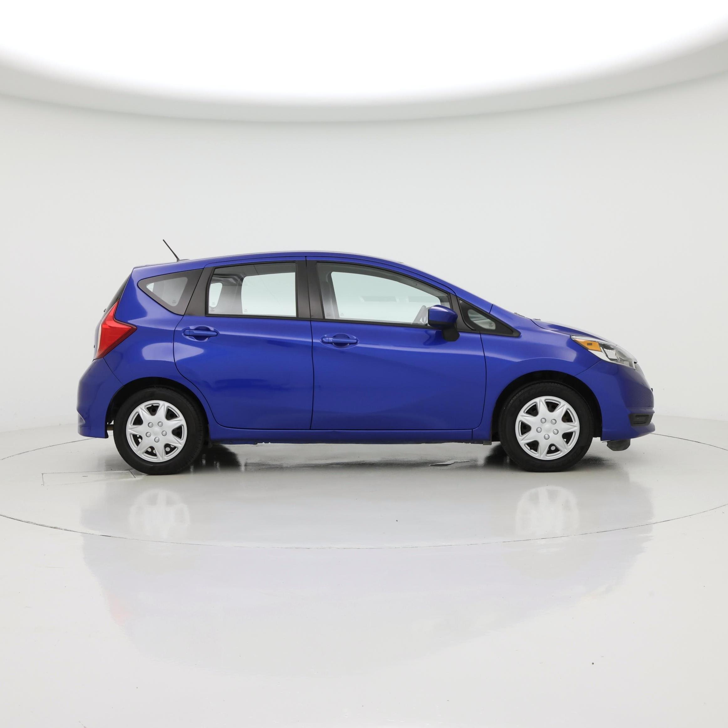 Thumbnail: 2017 Nissan Versa Note - 7