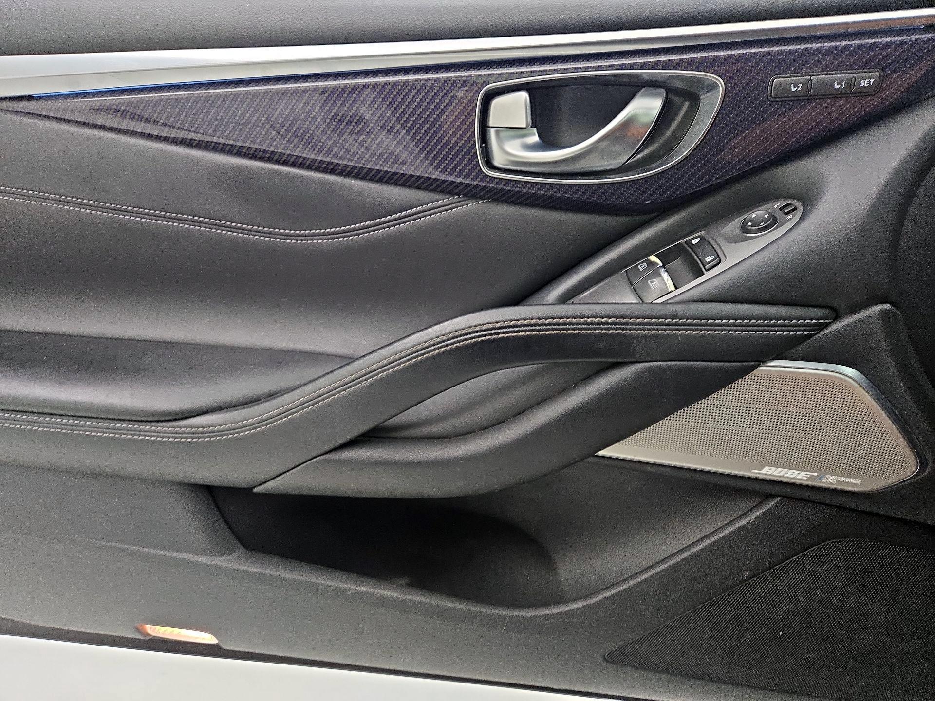 Thumbnail: 2017 INFINITI Q60 - 12