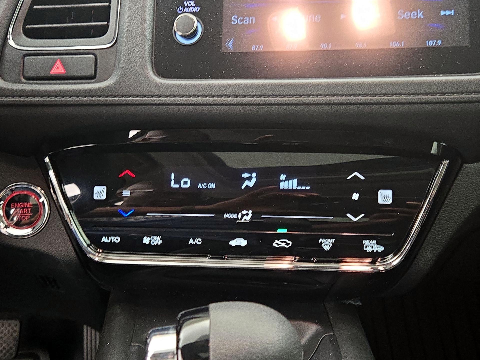 Thumbnail: 2019 Honda HR-V - 16