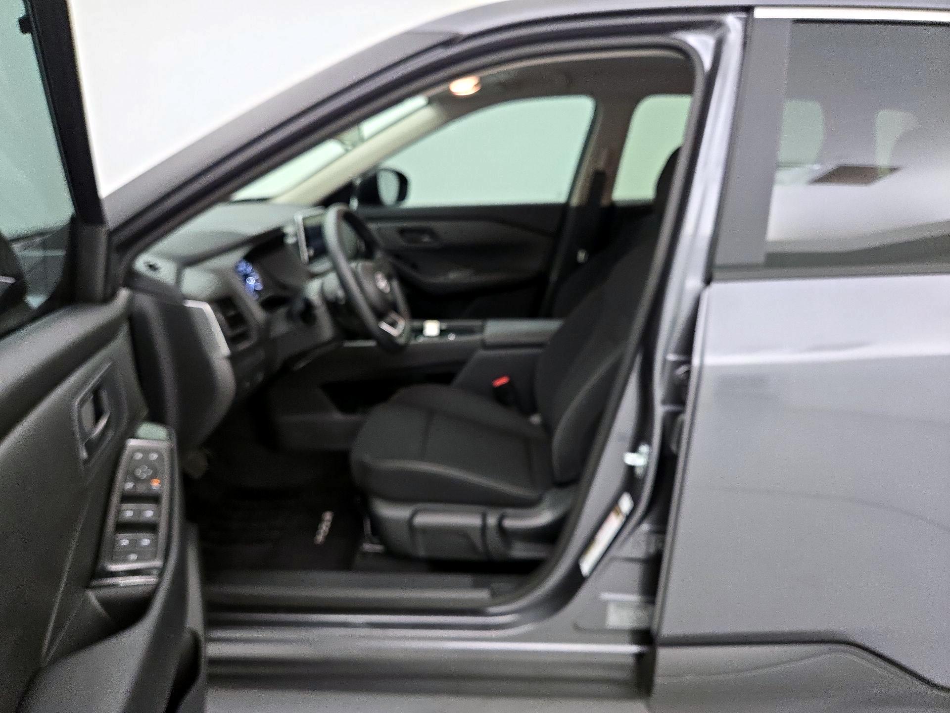 Thumbnail: 2024 Nissan Rogue - 11
