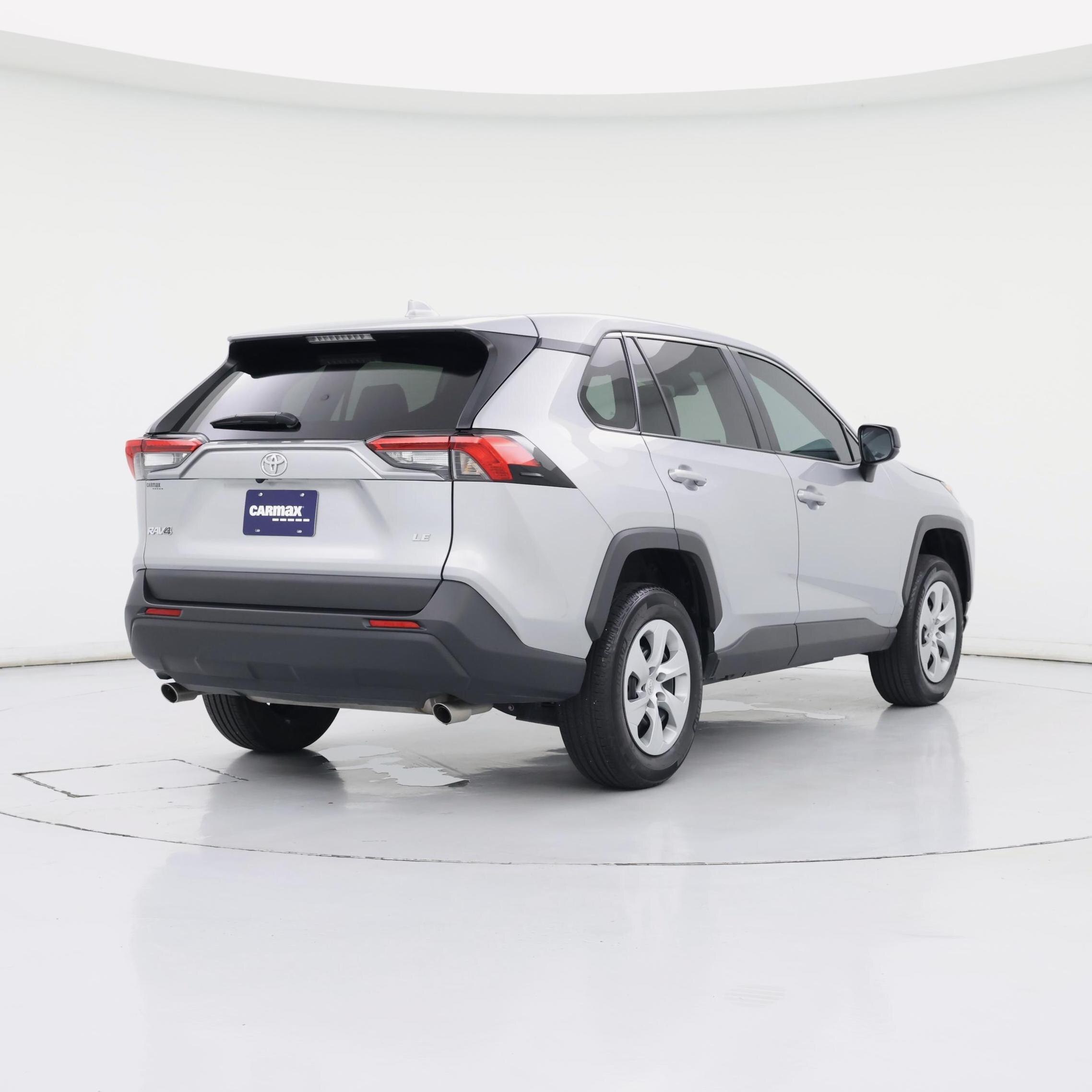 Thumbnail: 2022 Toyota RAV4 - 8