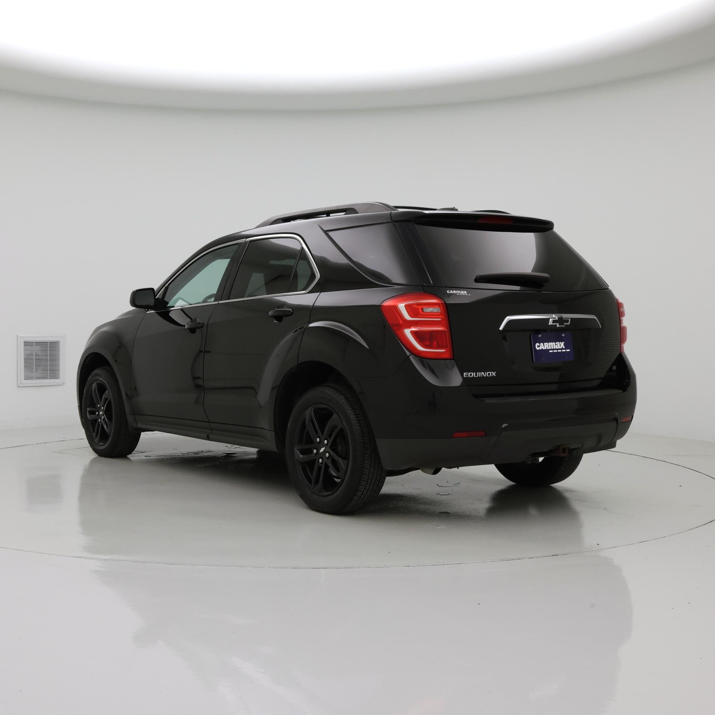 Thumbnail: 2017 Chevrolet Equinox - 2