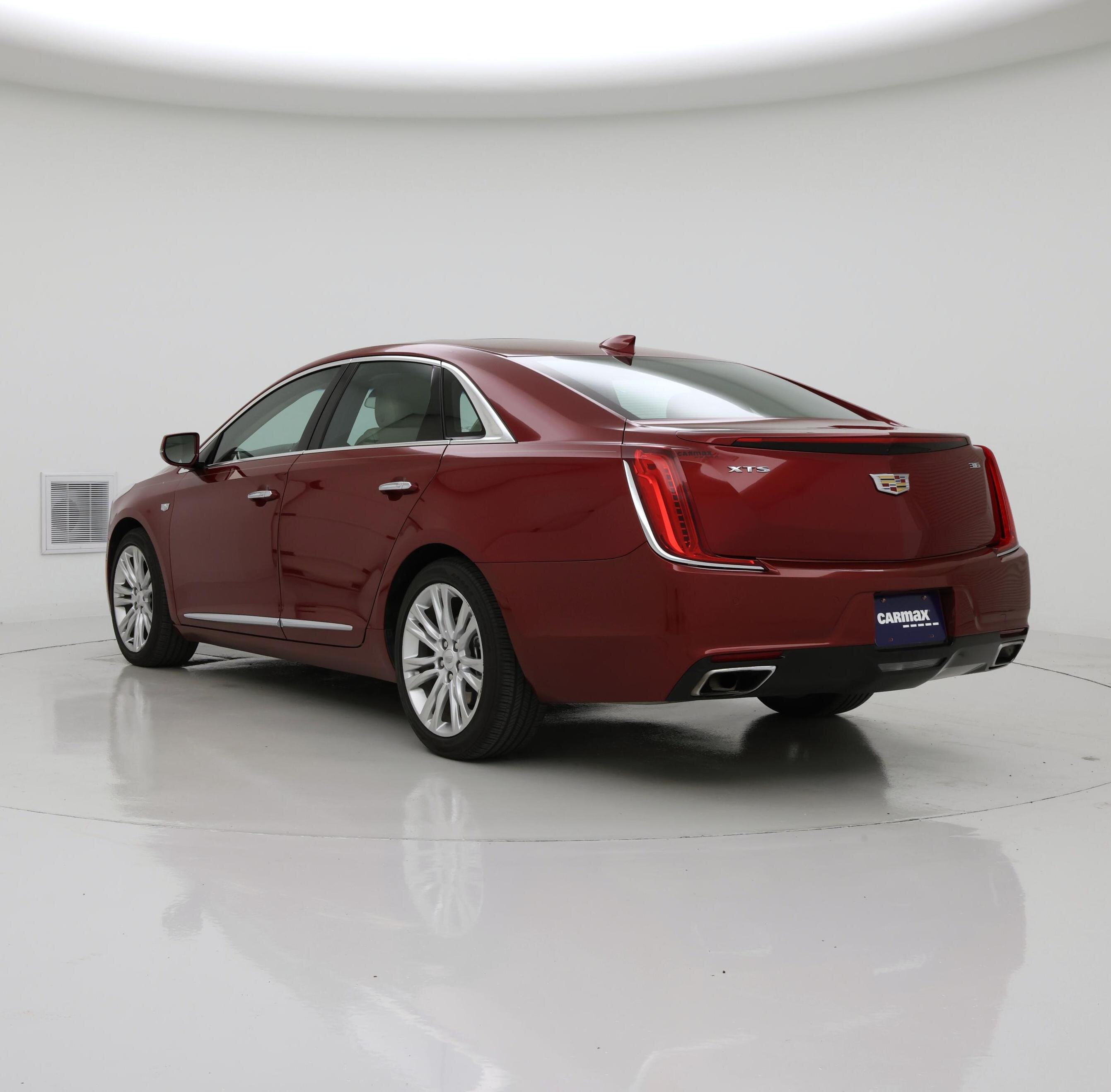 Thumbnail: 2018 Cadillac XTS - 2