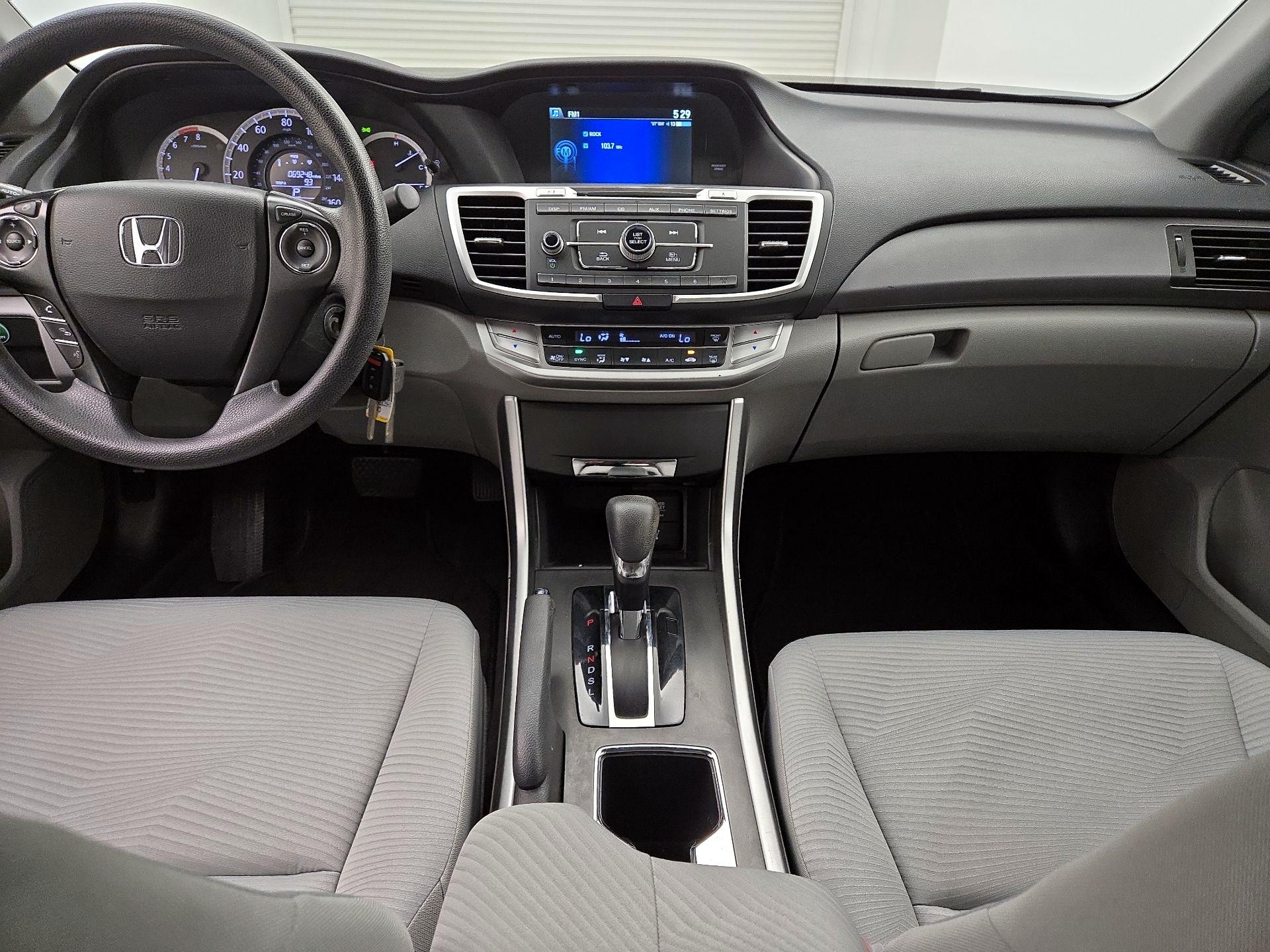 Thumbnail: 2015 Honda Accord - 9