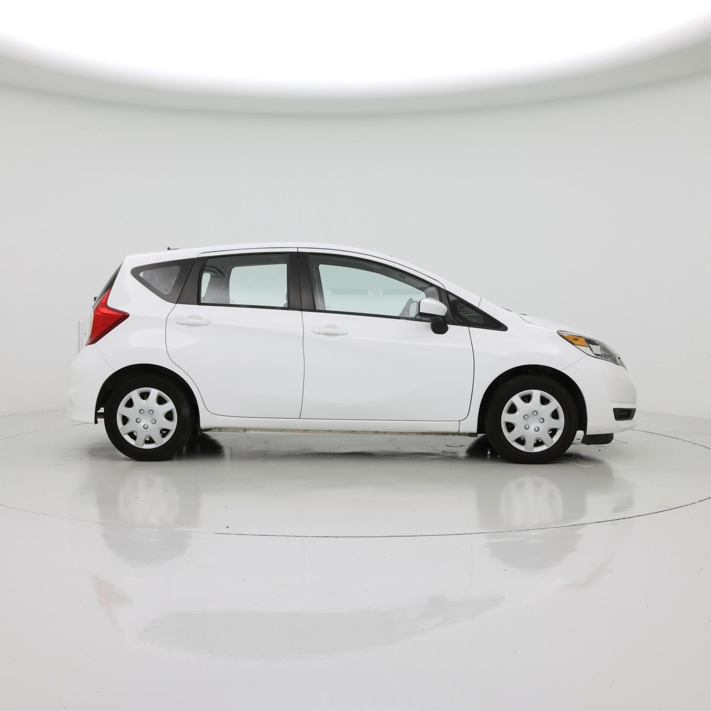 Thumbnail: 2018 Nissan Versa Note - 7