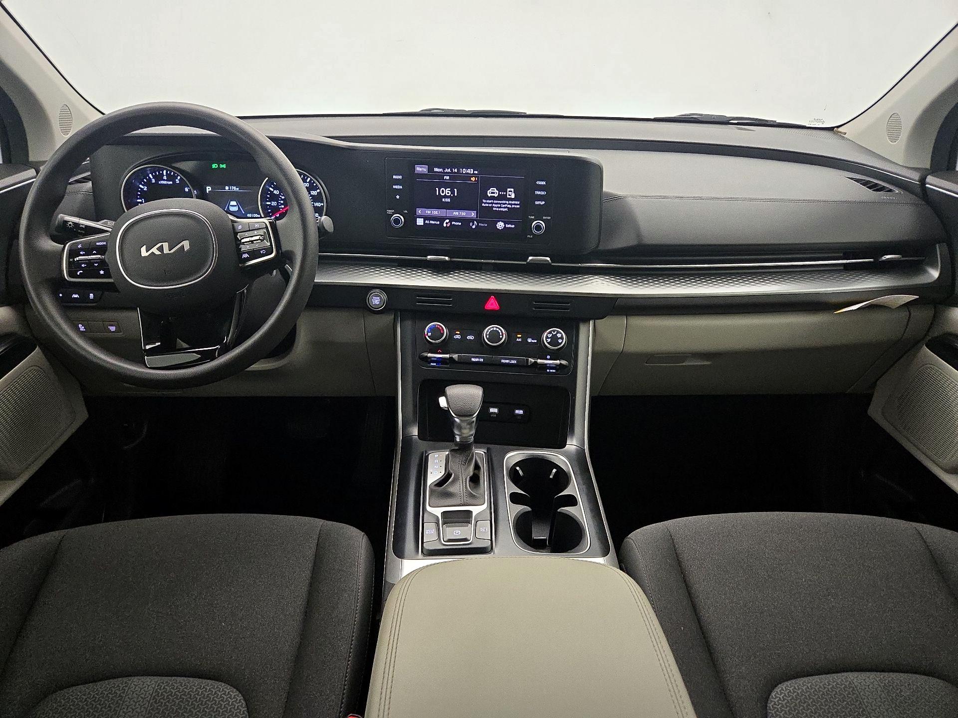 Thumbnail: 2022 Kia Carnival - 9