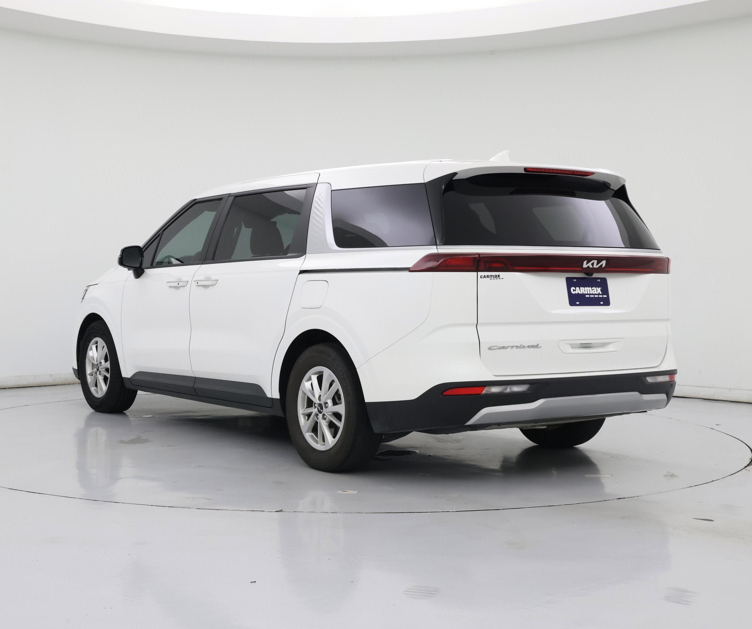 Thumbnail: 2022 Kia Carnival - 2