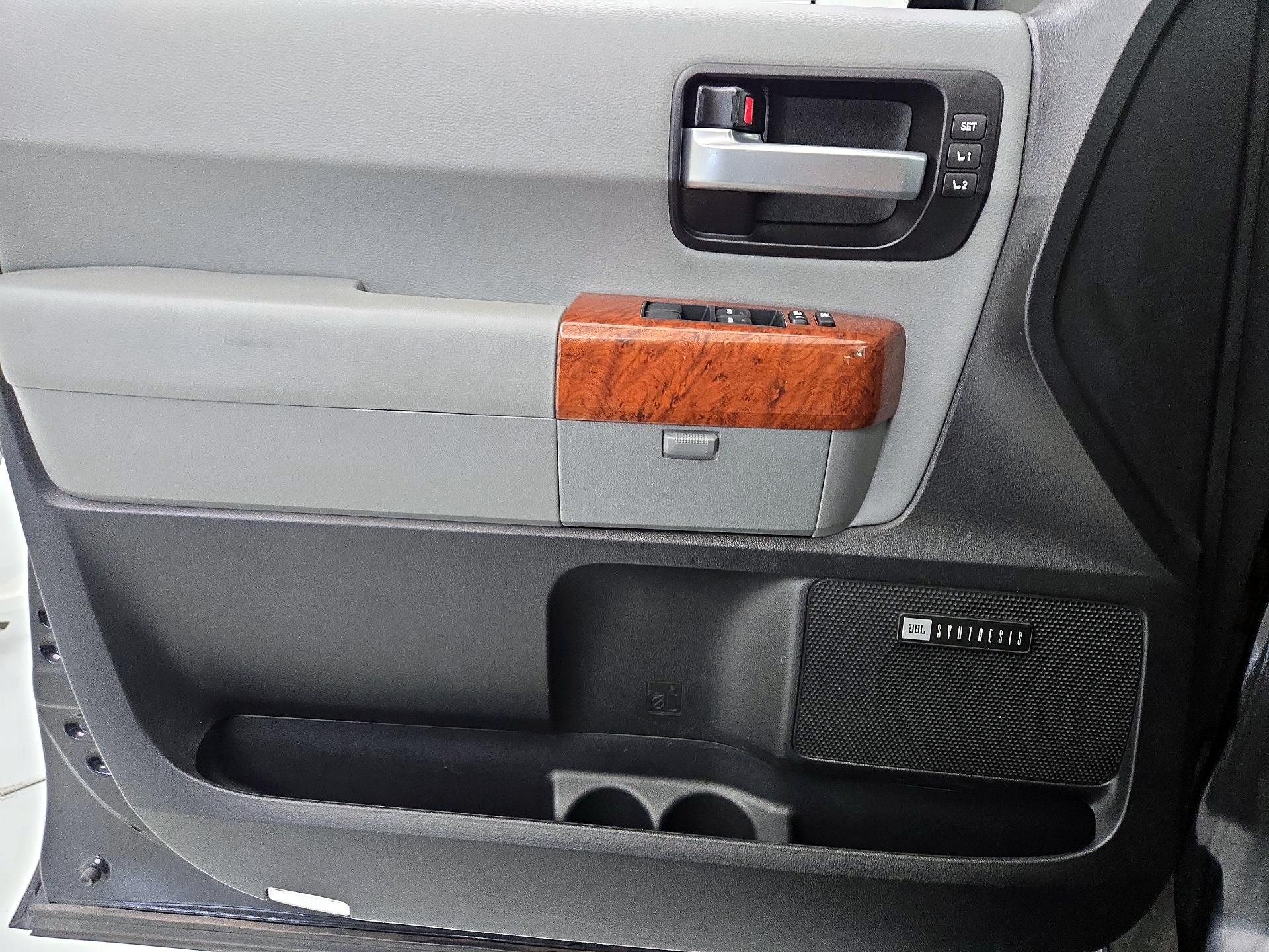 Thumbnail: 2020 Toyota Sequoia - 12