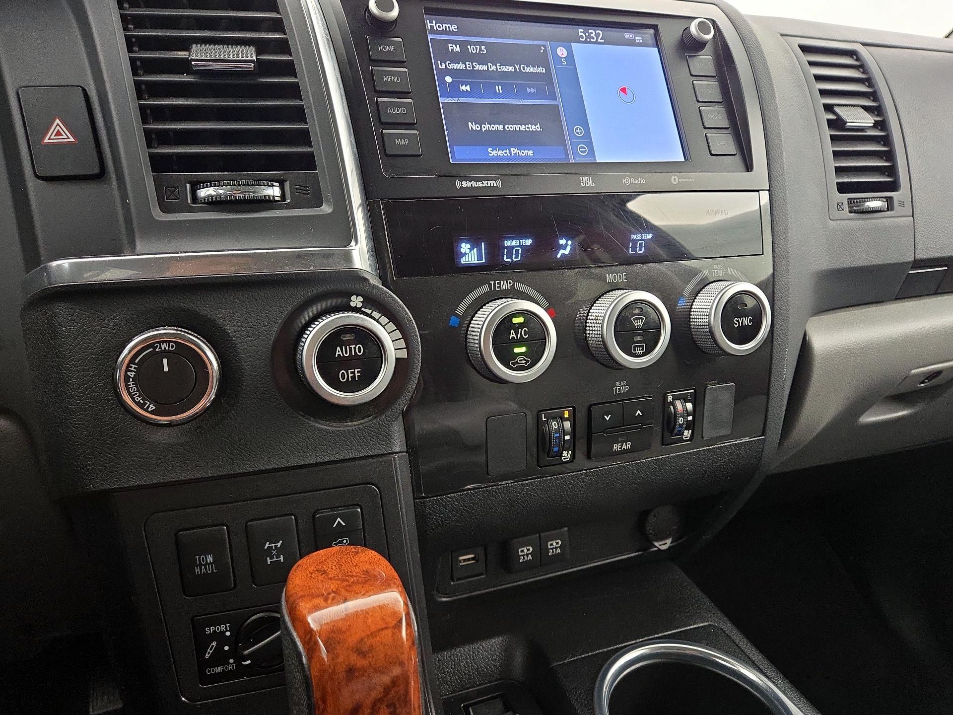 Thumbnail: 2020 Toyota Sequoia - 17