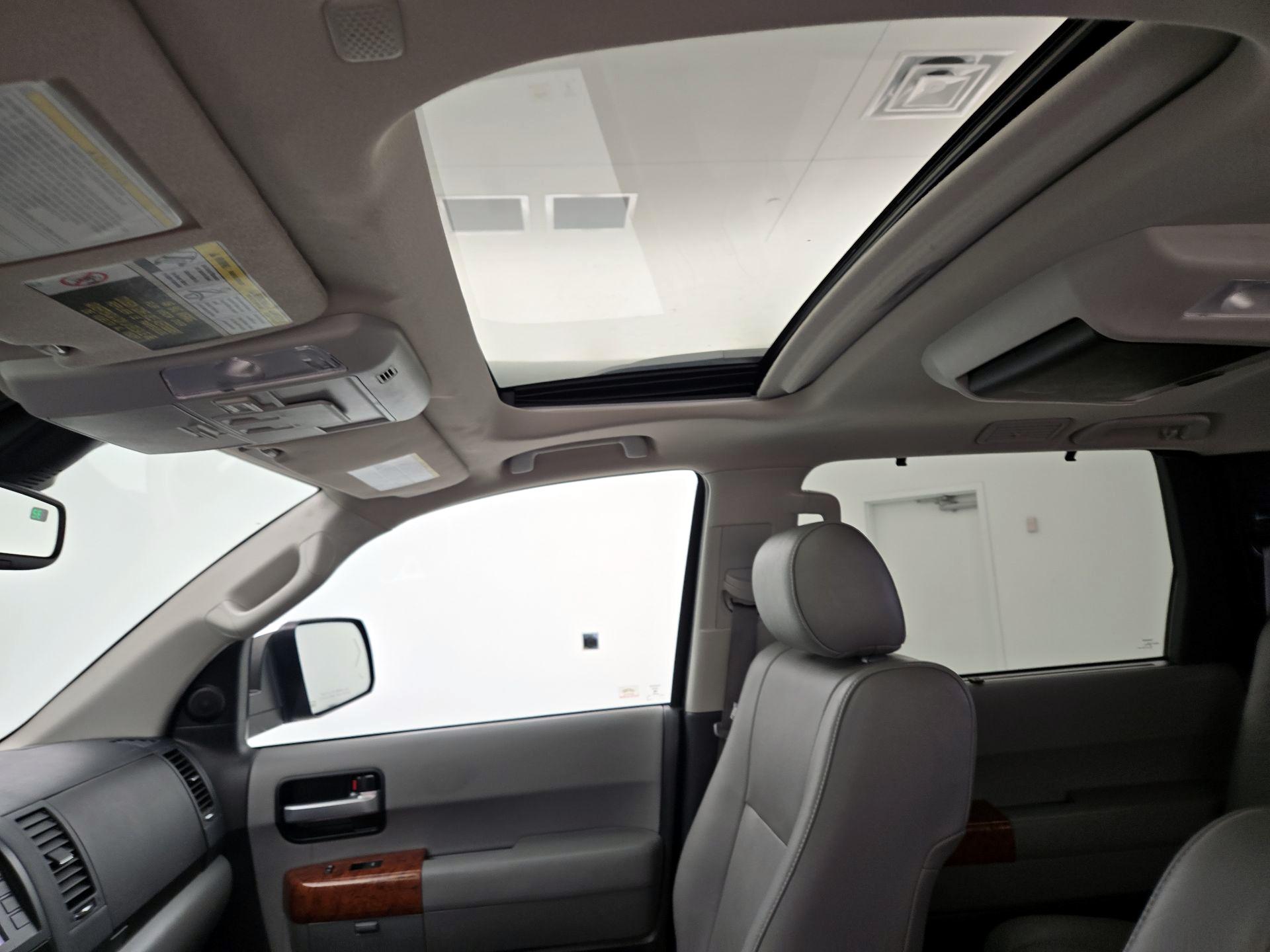 Thumbnail: 2020 Toyota Sequoia - 20