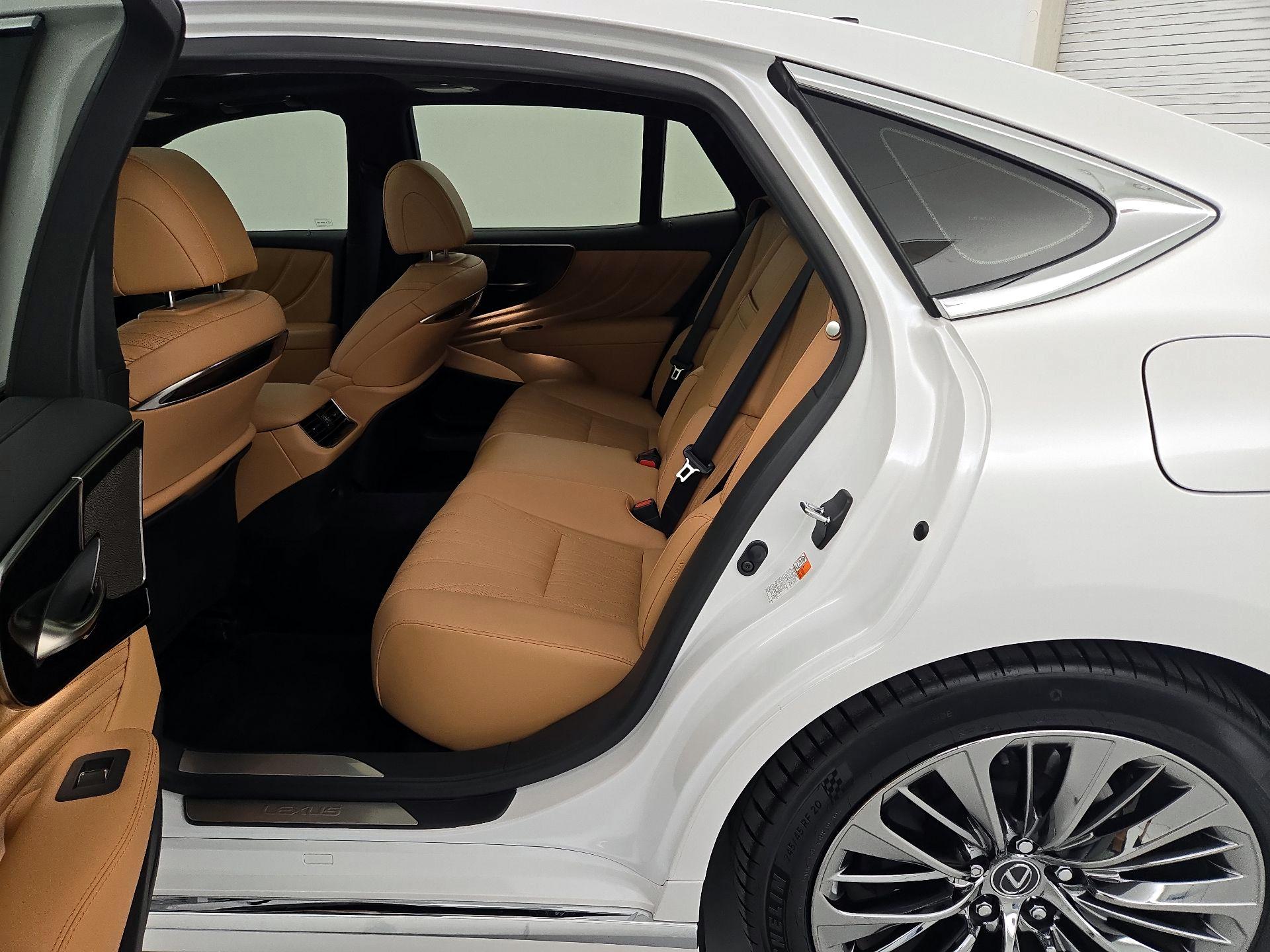 Thumbnail: 2023 Lexus LS - 20