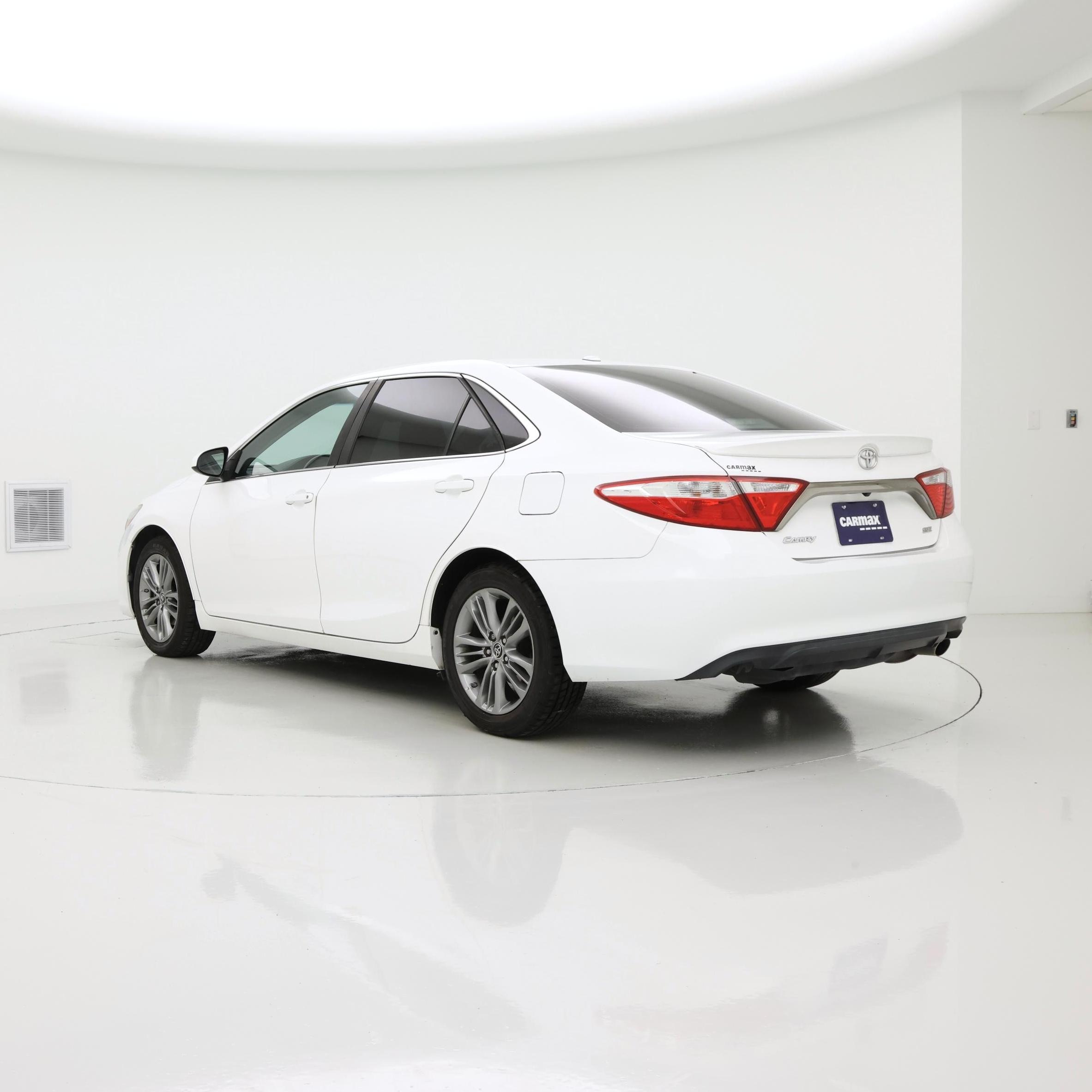 Thumbnail: 2015 Toyota Camry - 2