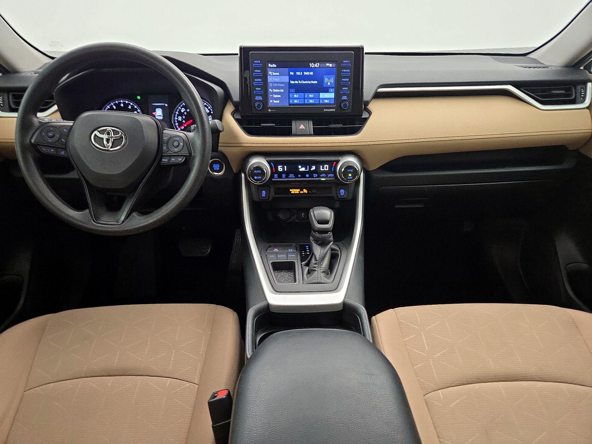 Thumbnail: 2021 Toyota RAV4 - 9