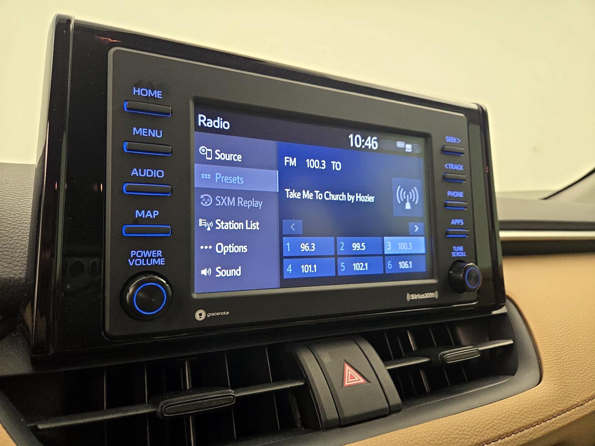 Thumbnail: 2021 Toyota RAV4 - 15