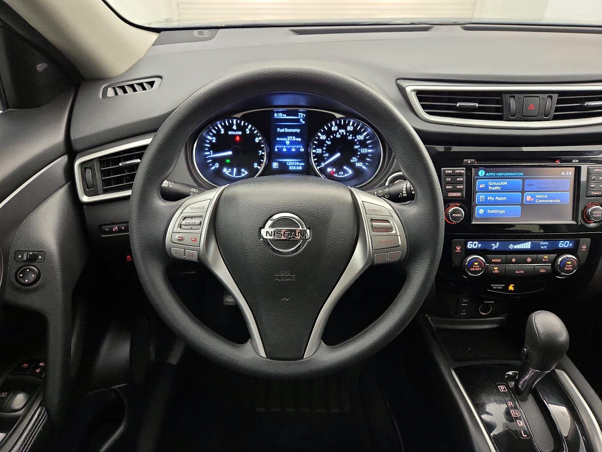 Thumbnail: 2016 Nissan Rogue - 10